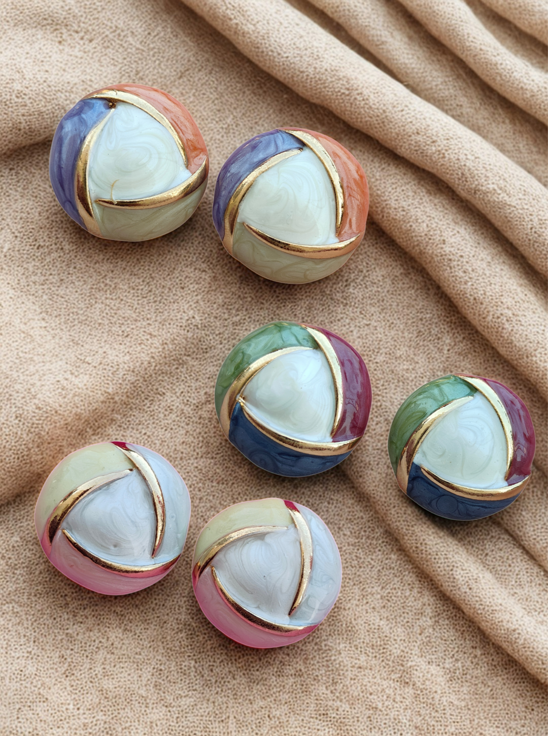 Pastel pink, green, and blue marbled stud earrings with gold dividers – Ladybreeze