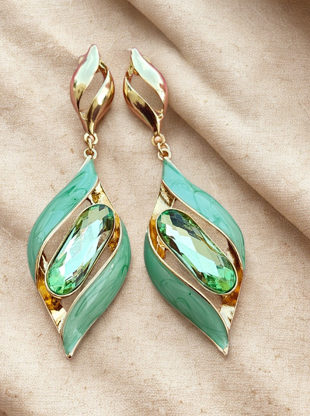 CRYSTAL DEWDROP EARRINGS