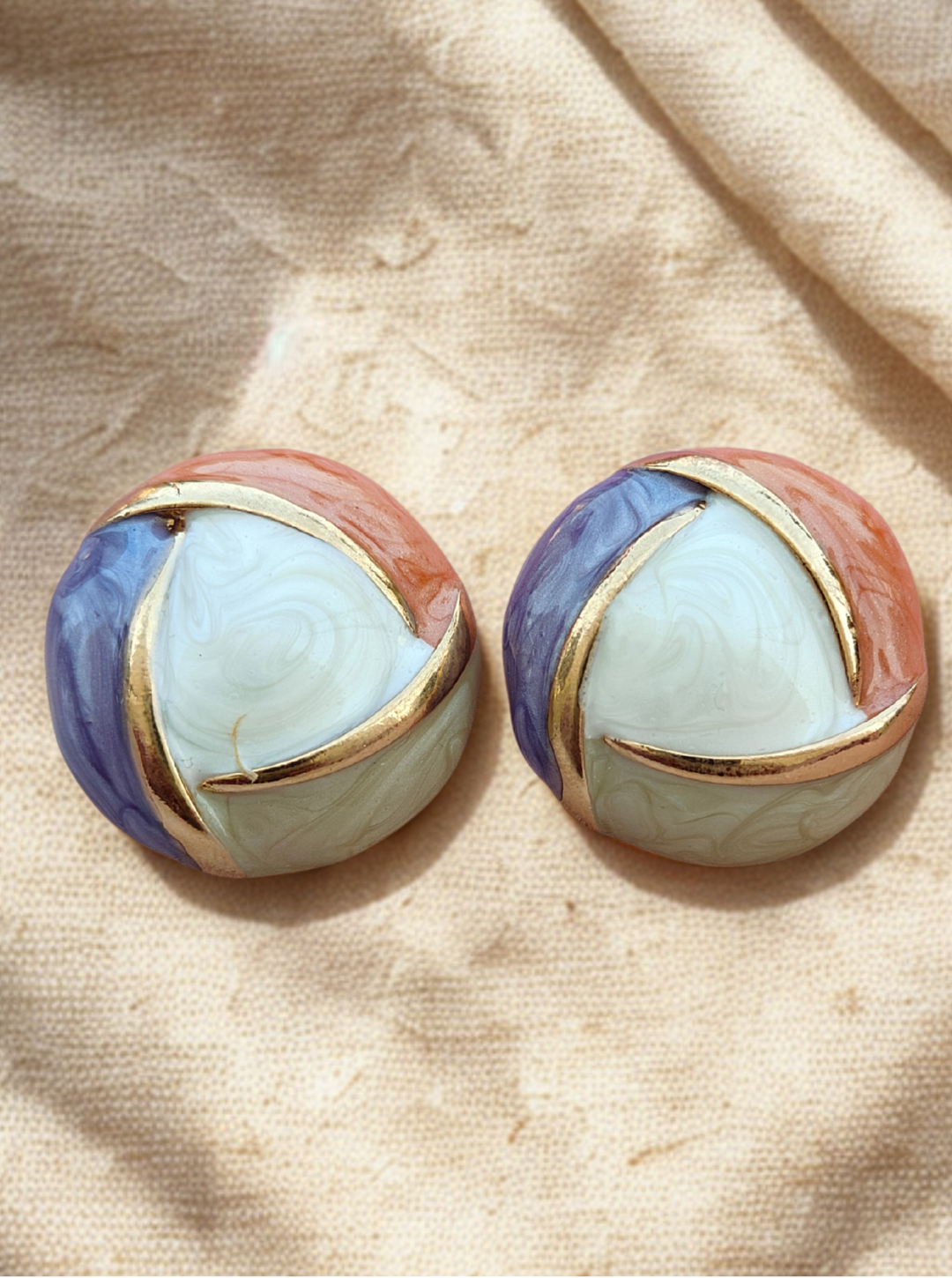 Elegant round tricolor earrings with glossy finish – Ladybreeze