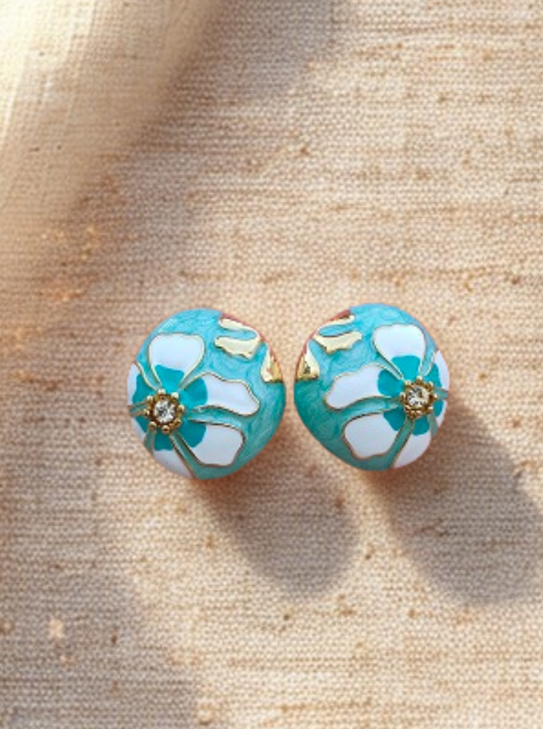 Pastel blush bloom floral earrings with gold accents – Ladybreeze