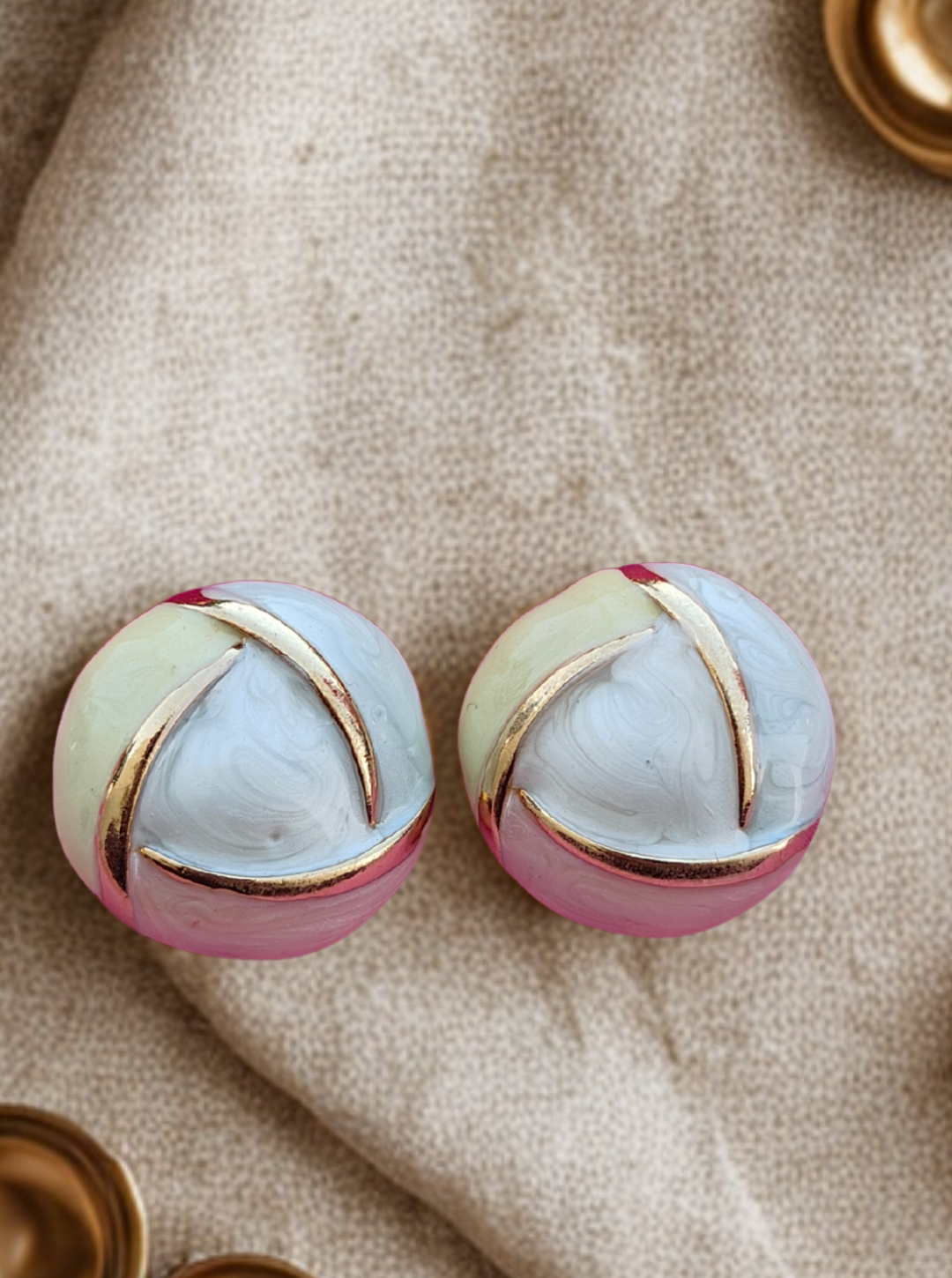 Pastel marbled statement studs with gold accents – Ladybreeze