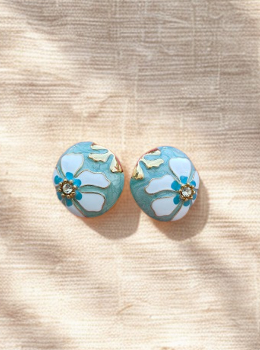 White enamel petal earrings with crystal center – Ladybreeze