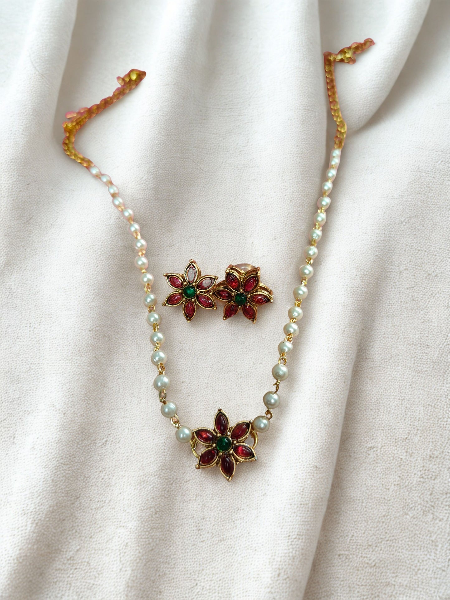 PEARL CHOCKER NECKLACE