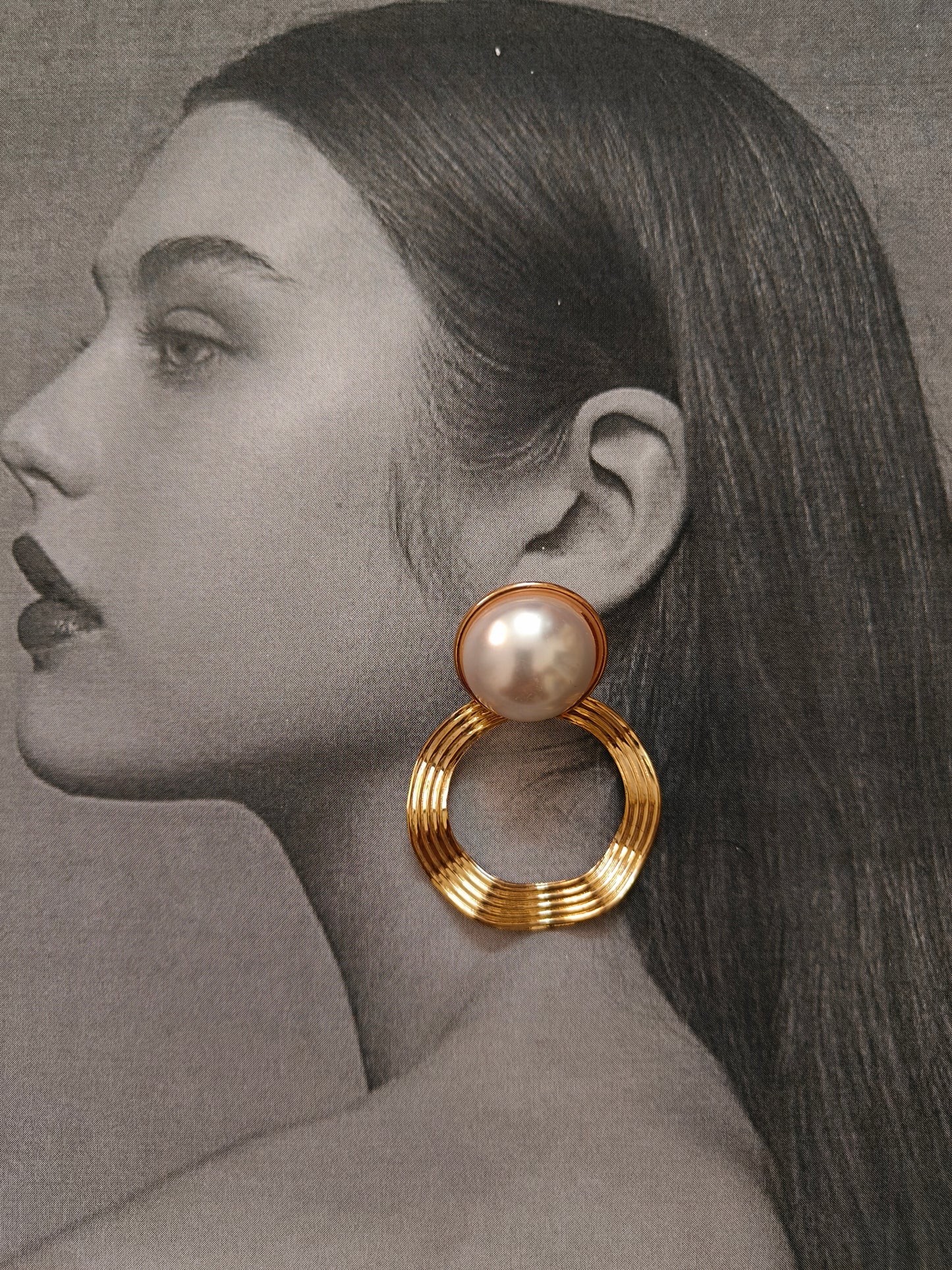 PEARL MULTI CIRCLE EARRINGS