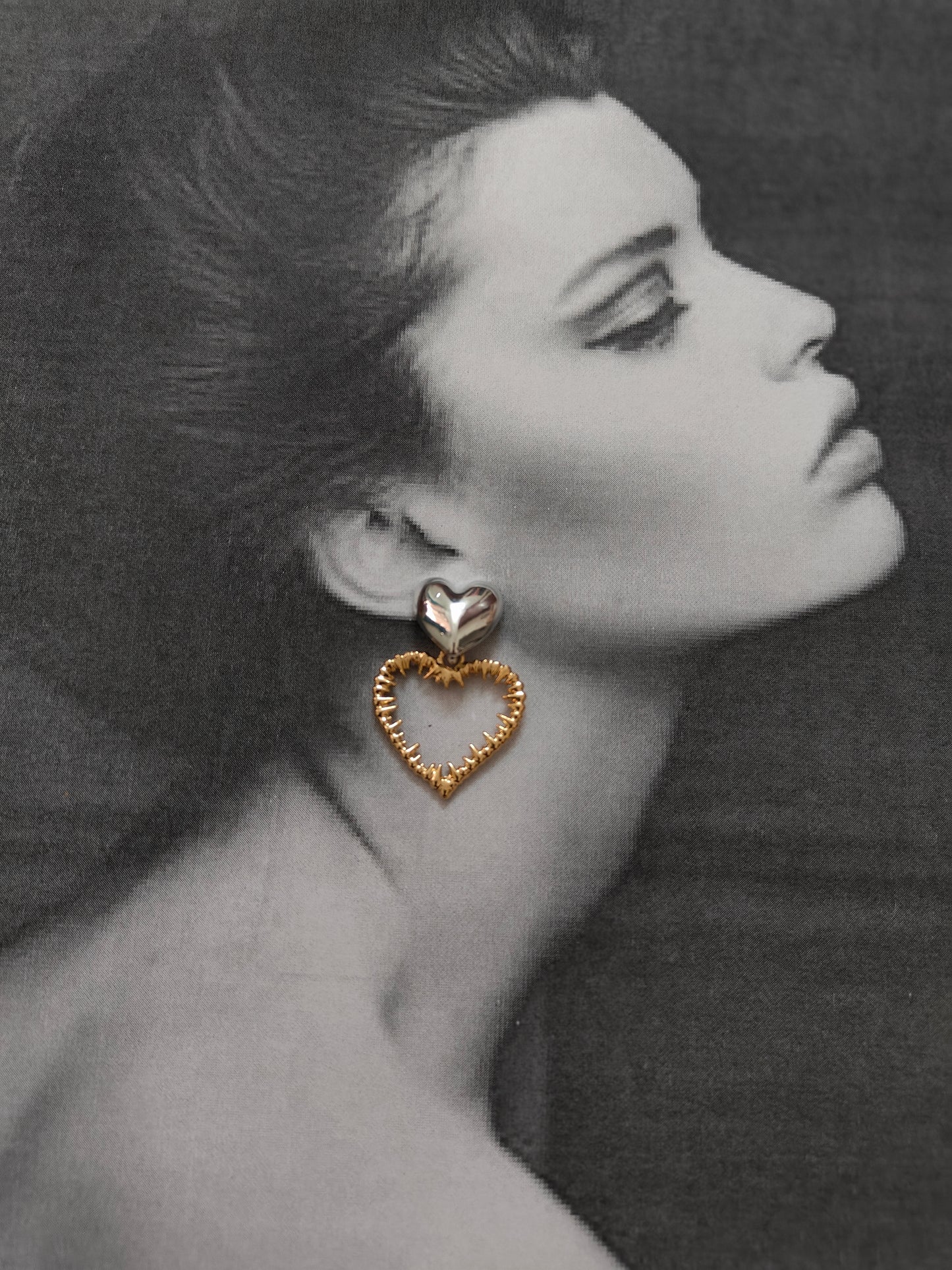 ELEGANT HEARTS EARRINGS