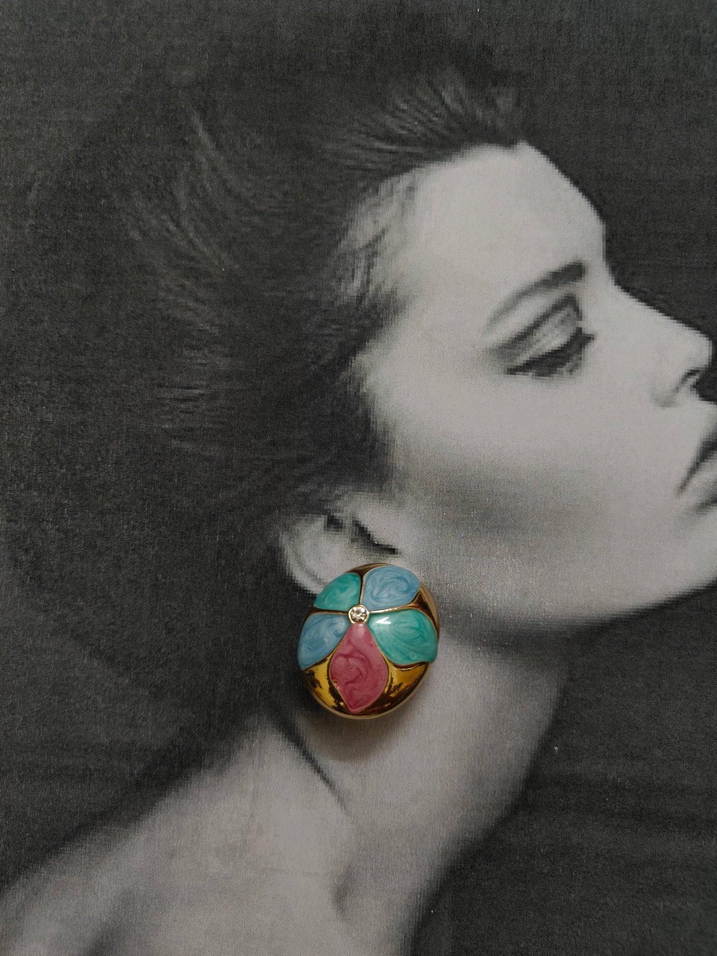 VIBRANT BLOOM EARRINGS