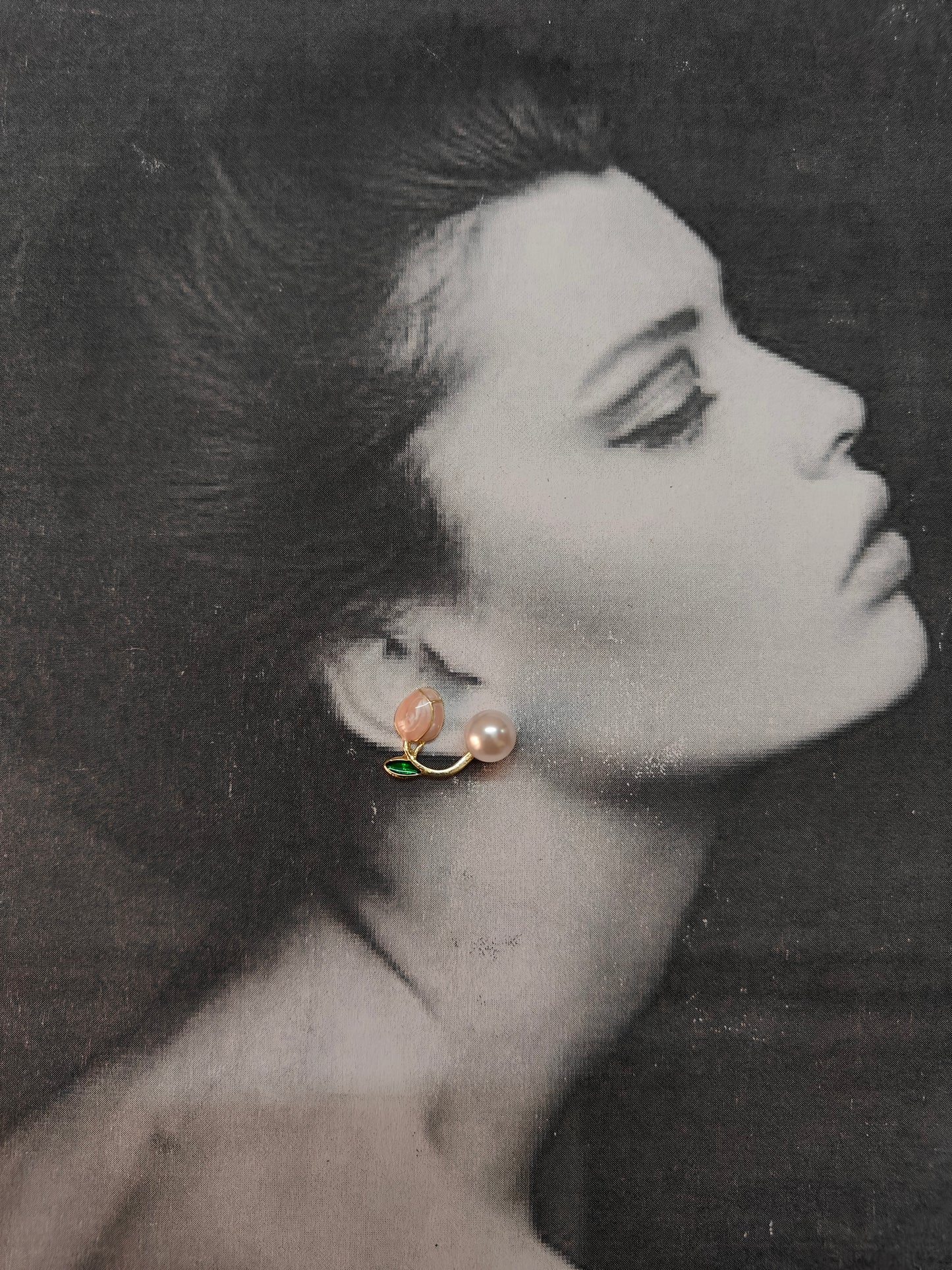 FRESH AS DAISY EARRINGS