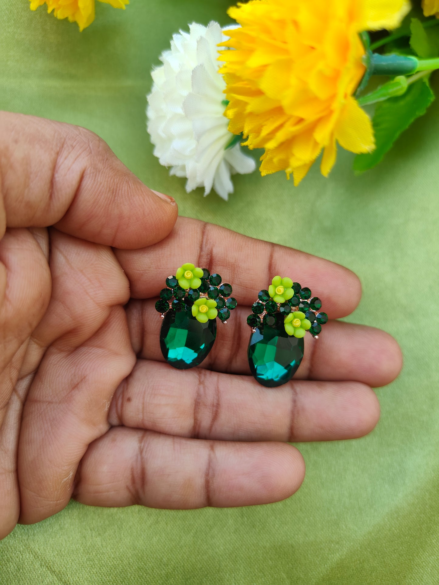 LEAFLIGHT EARRINGS