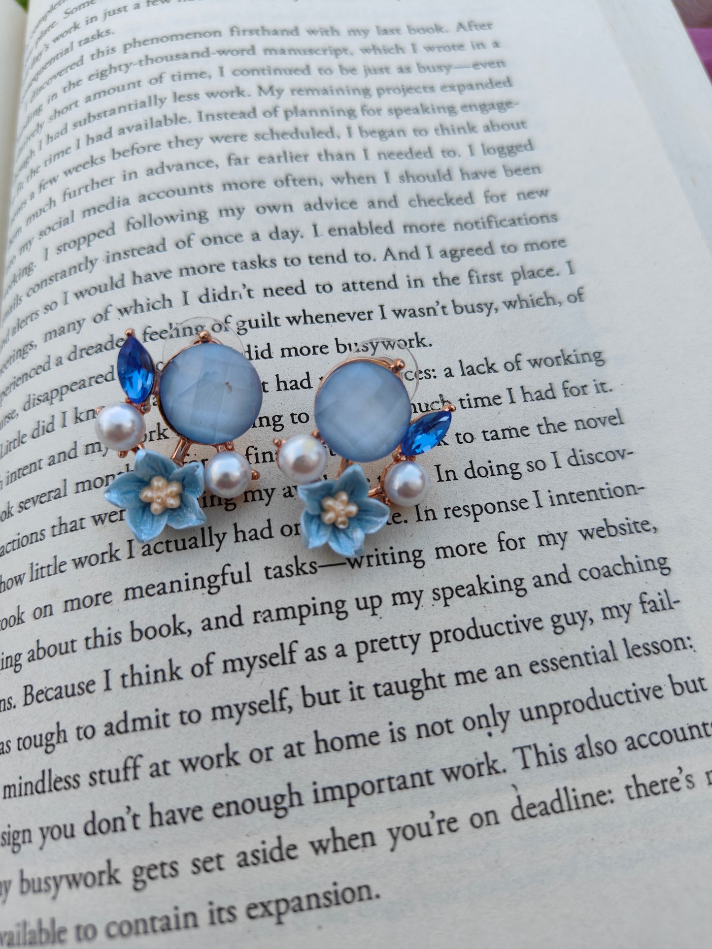 SKY PETAL EARRINGS