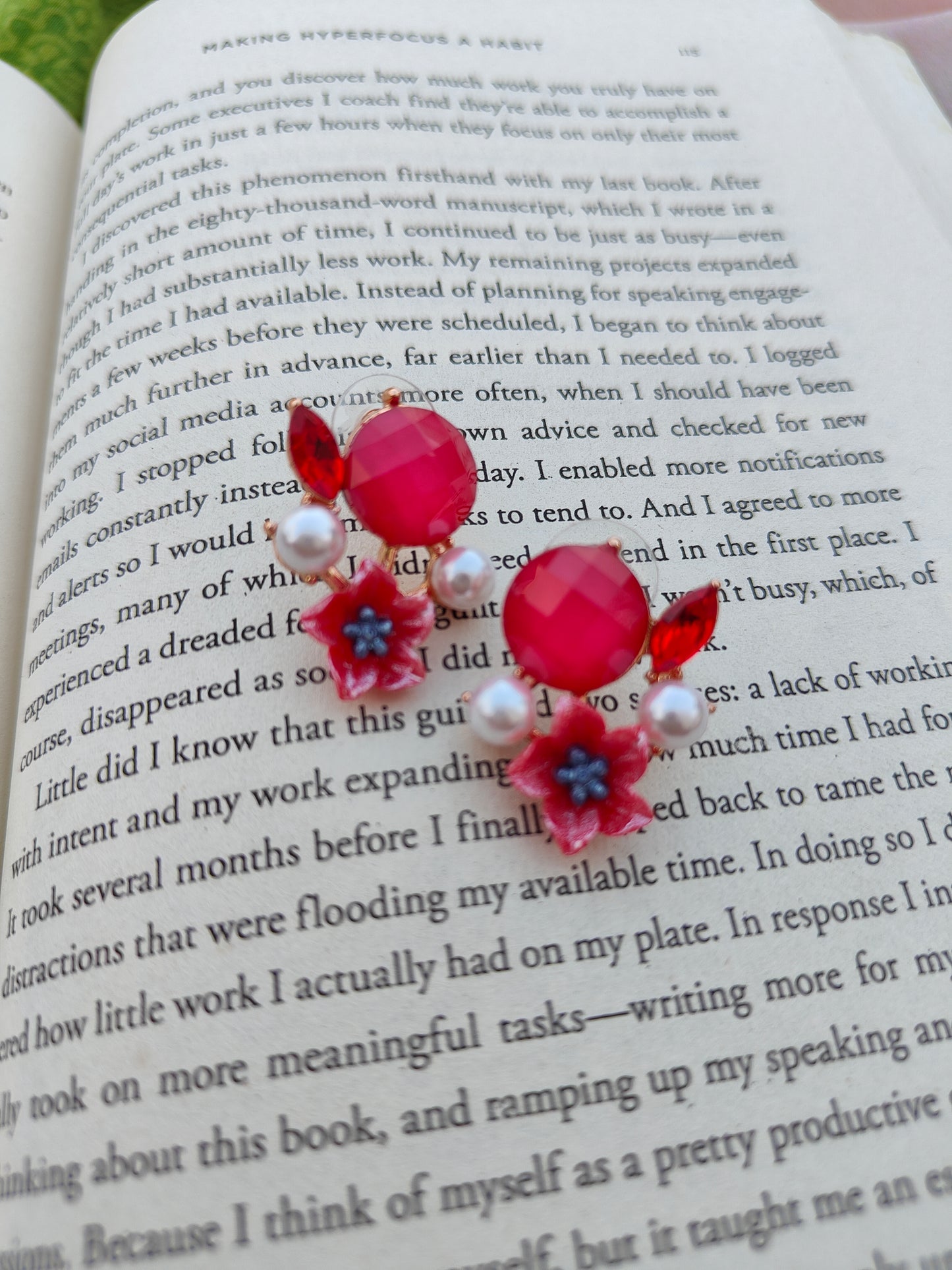 SCARLET BLOOM EARRINGS