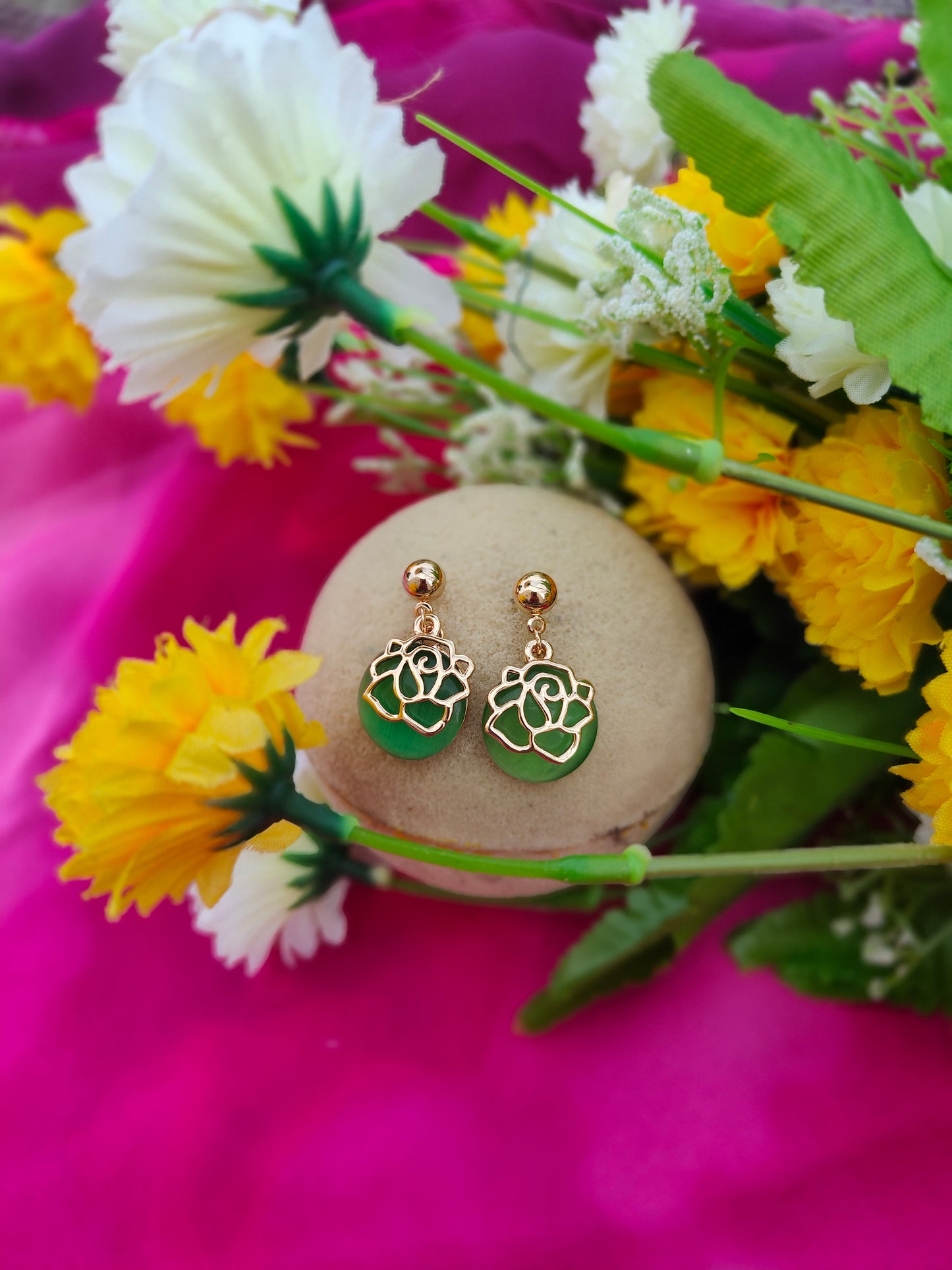 EMERALD ROSE EARRINGS