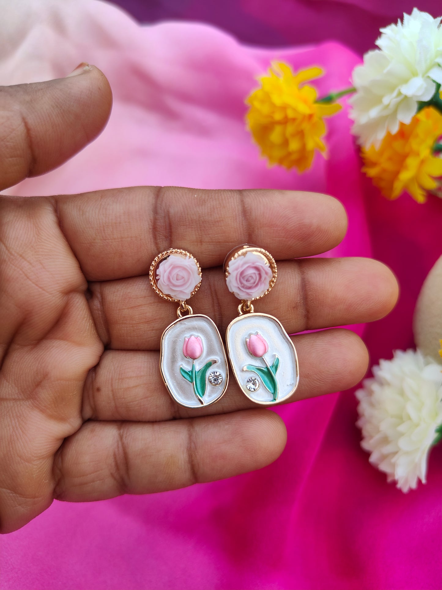 PEARL BLOOM EARRINGS