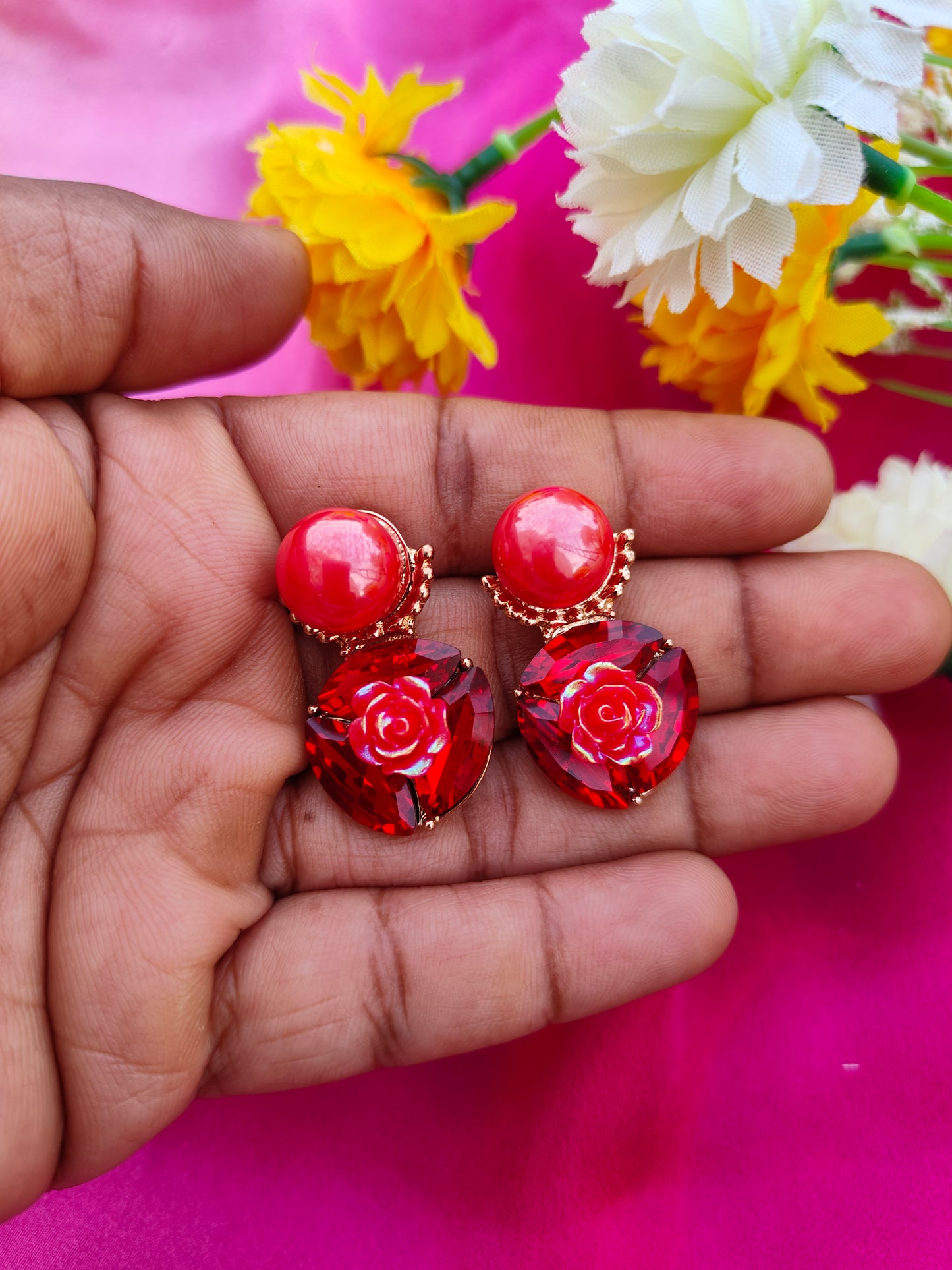 SCARLET BLOOM EARRINGS