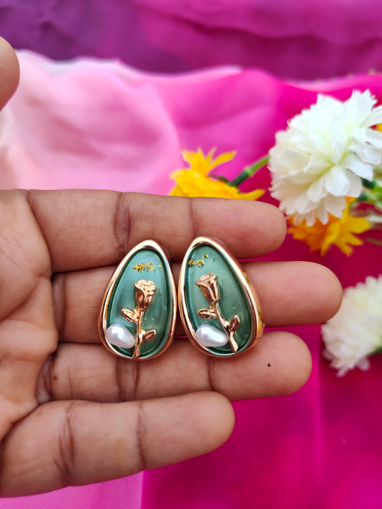 GREEN MIRAGE EARRINGS