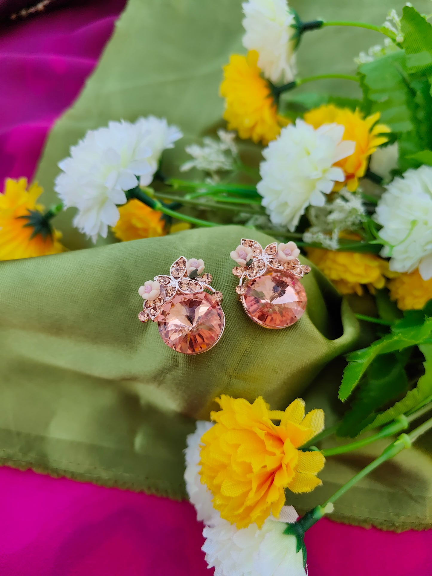 PEACH PETAL BLOOM EARRINGS