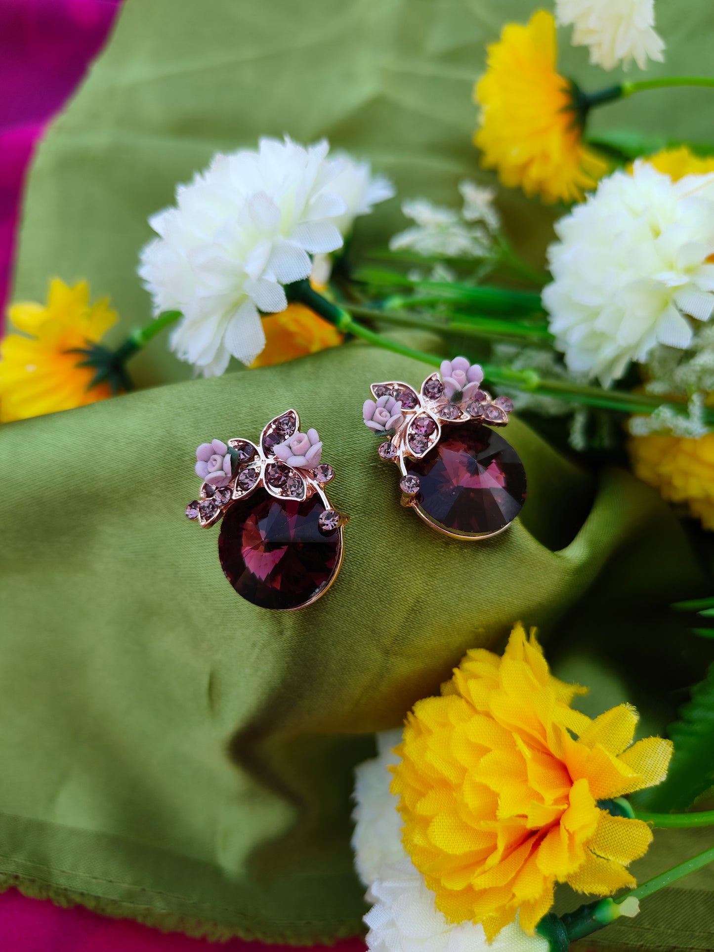 BERRYWINE GLIMMER EARRINGS