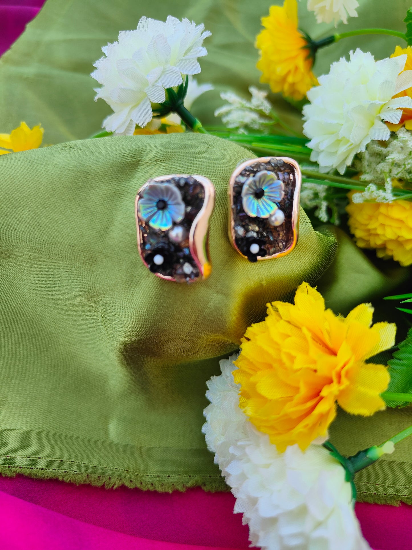 SILVER POND WHISPER EARRINGS
