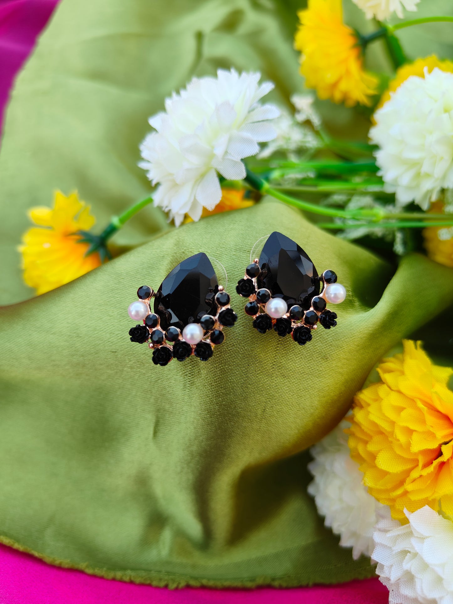 MIDNIGHT PETAL GLOW EARRINGS