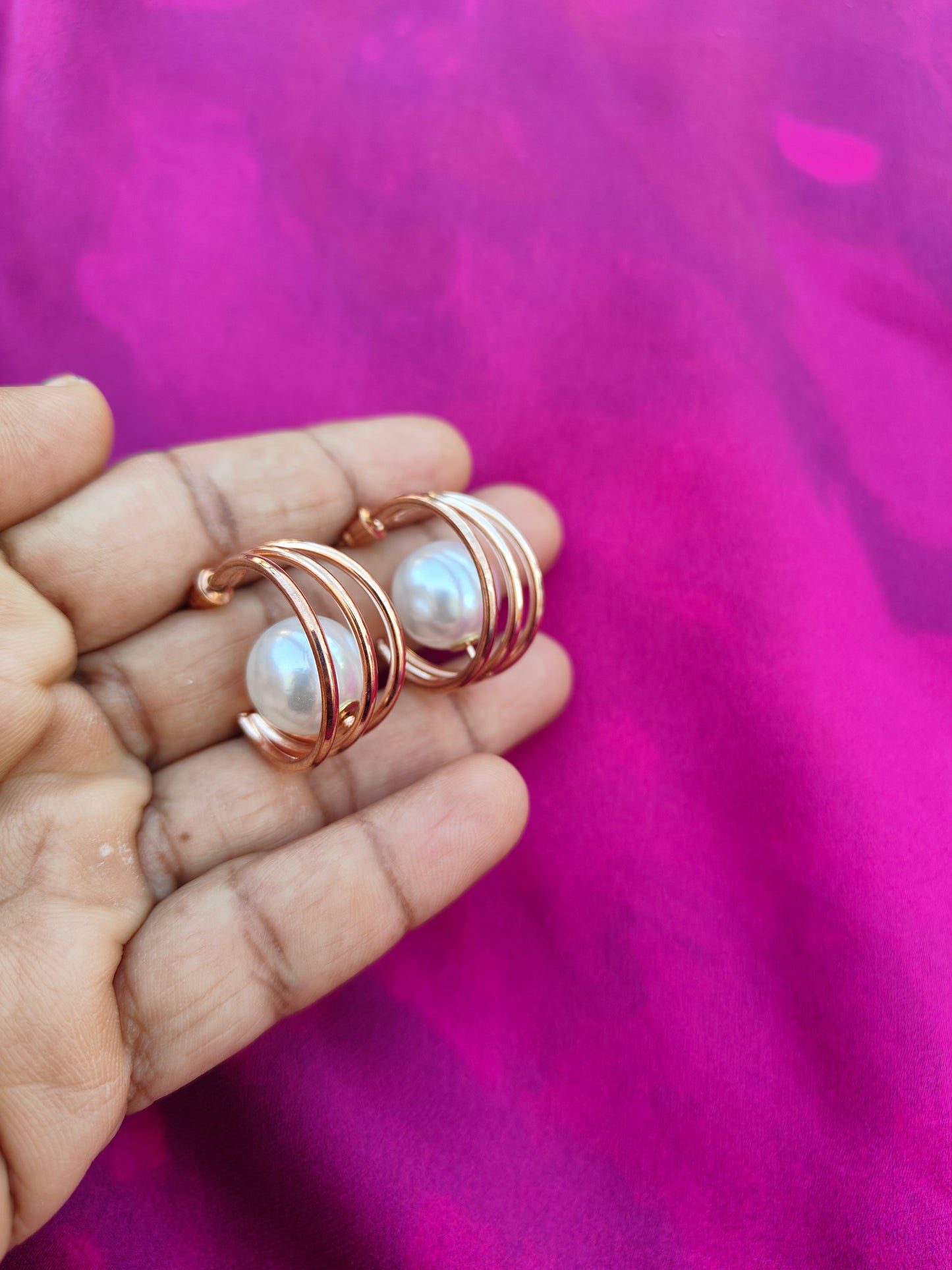 ORBIT PEARL HOOP EARRINGS