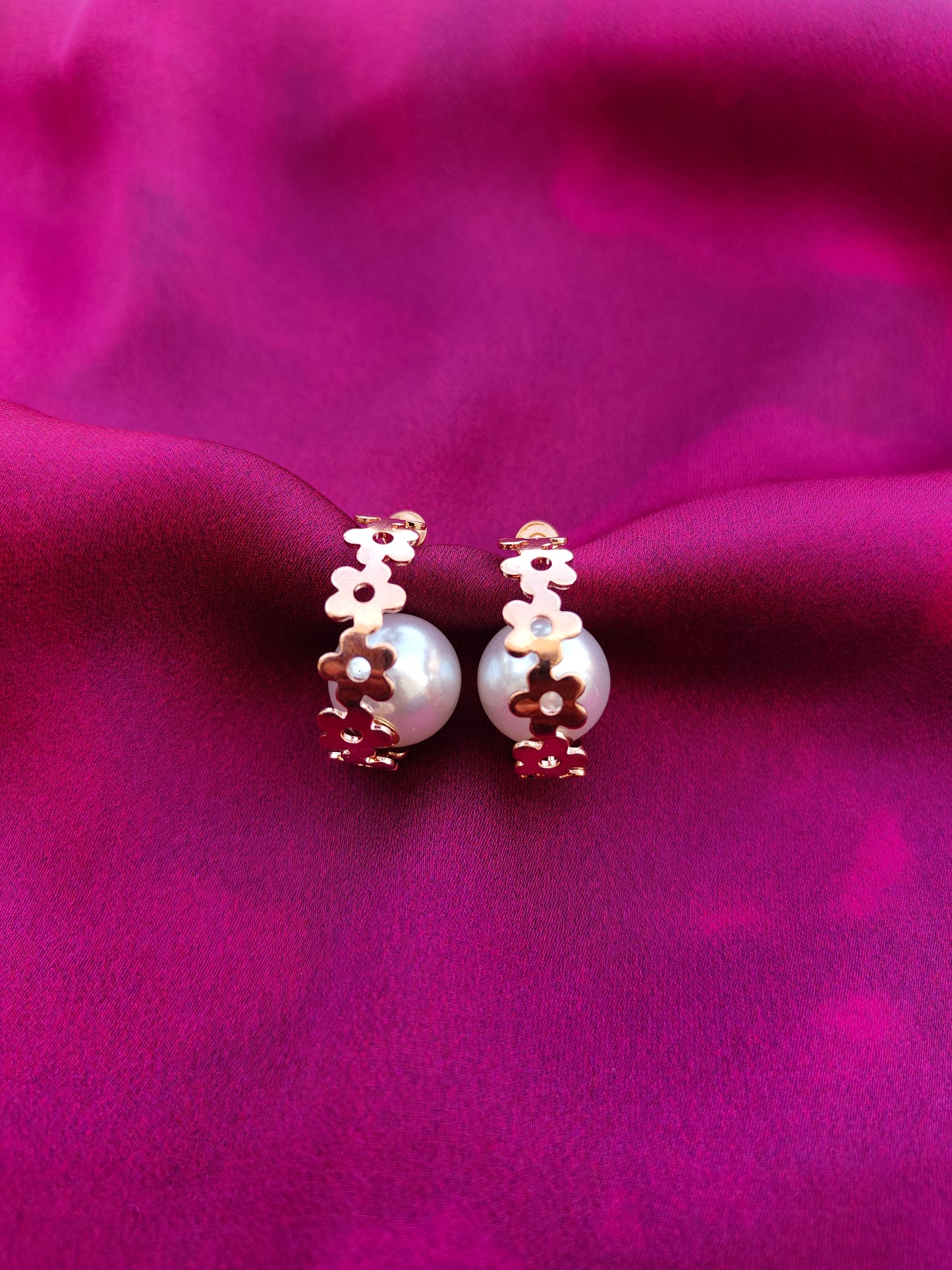 FLORAL MUSE HOOP EARRINGS