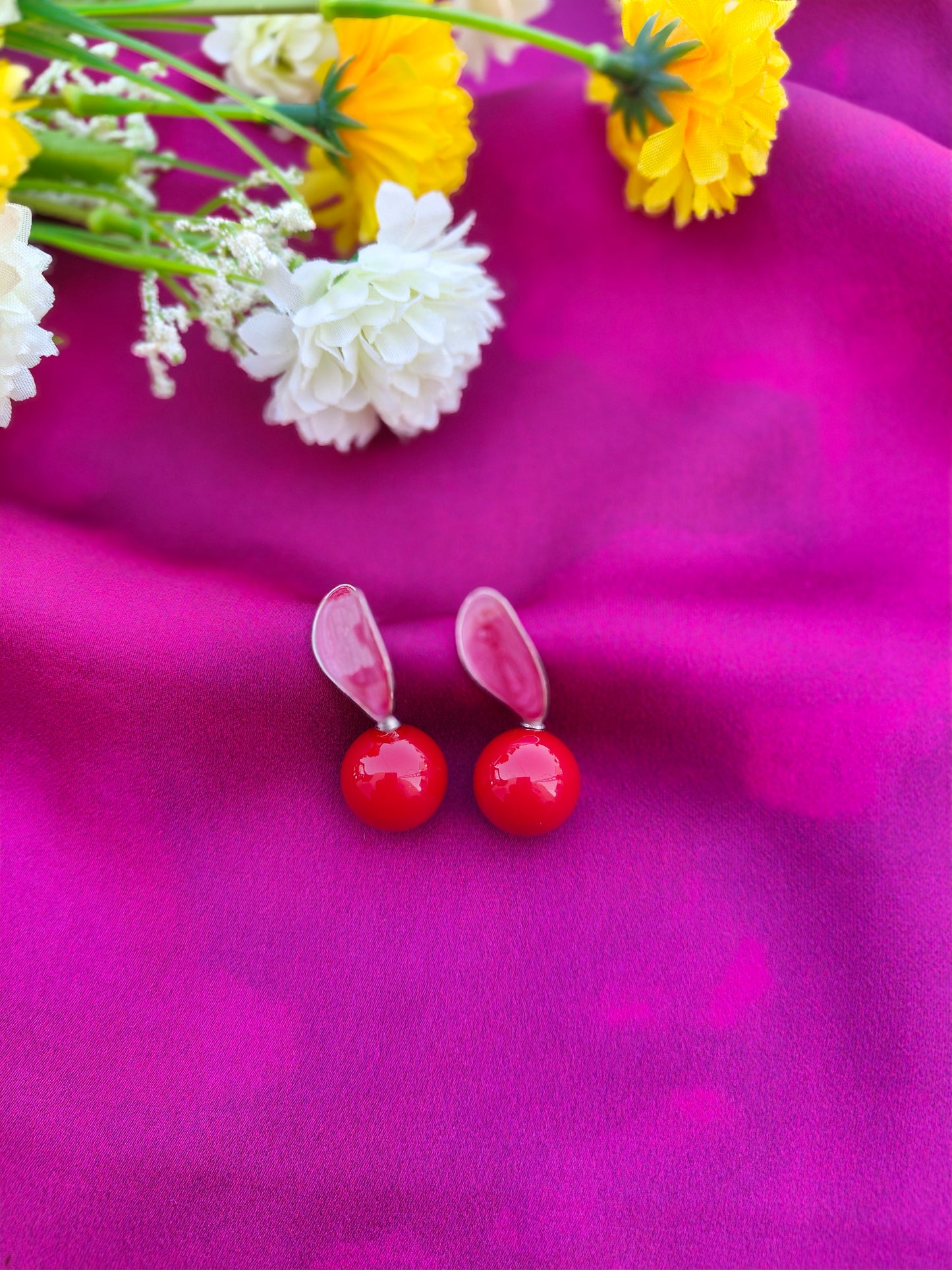 GLOSSY RED DROP EARRINGS
