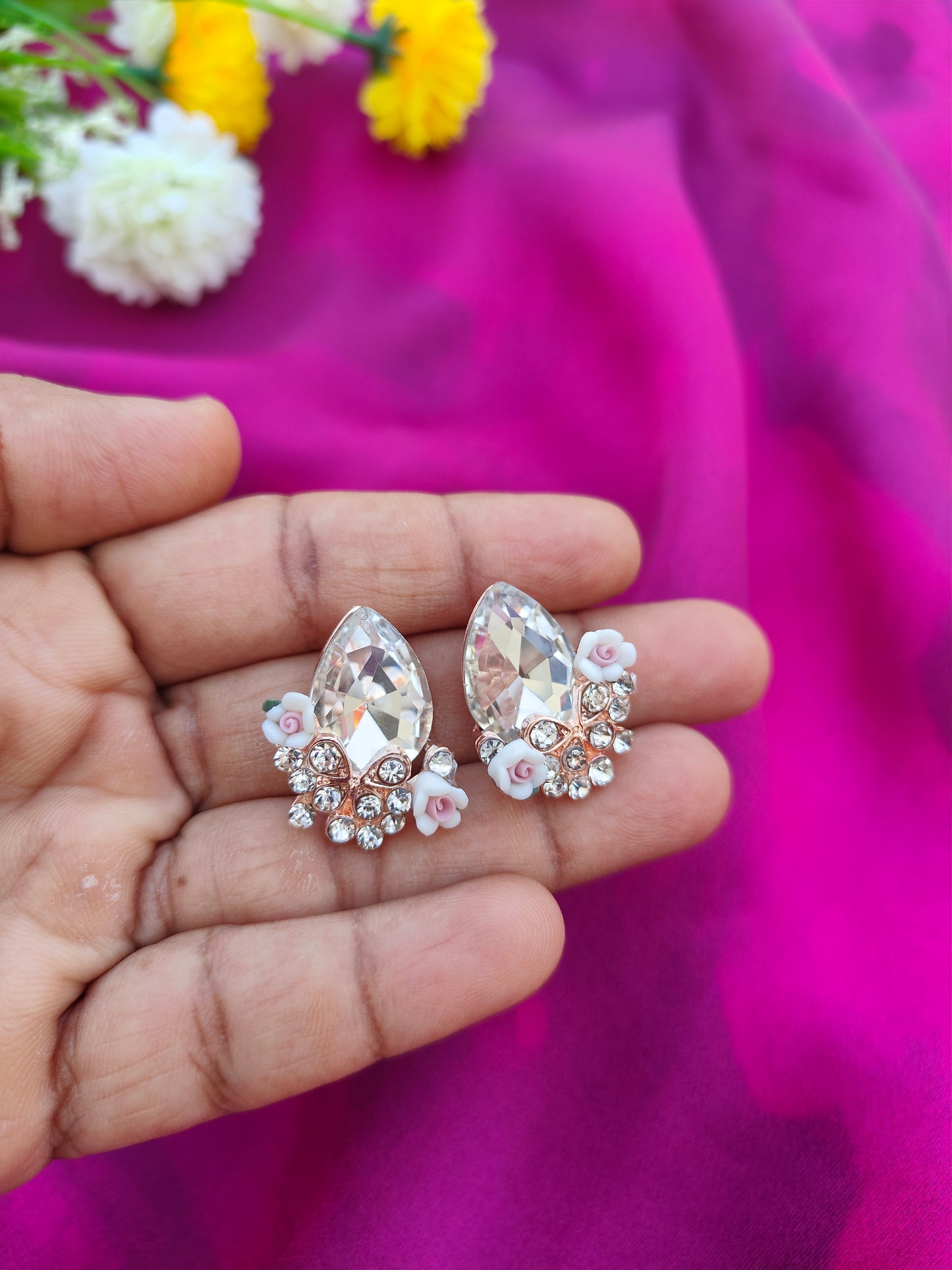 SNOWLWAF SHINE EARRINGS
