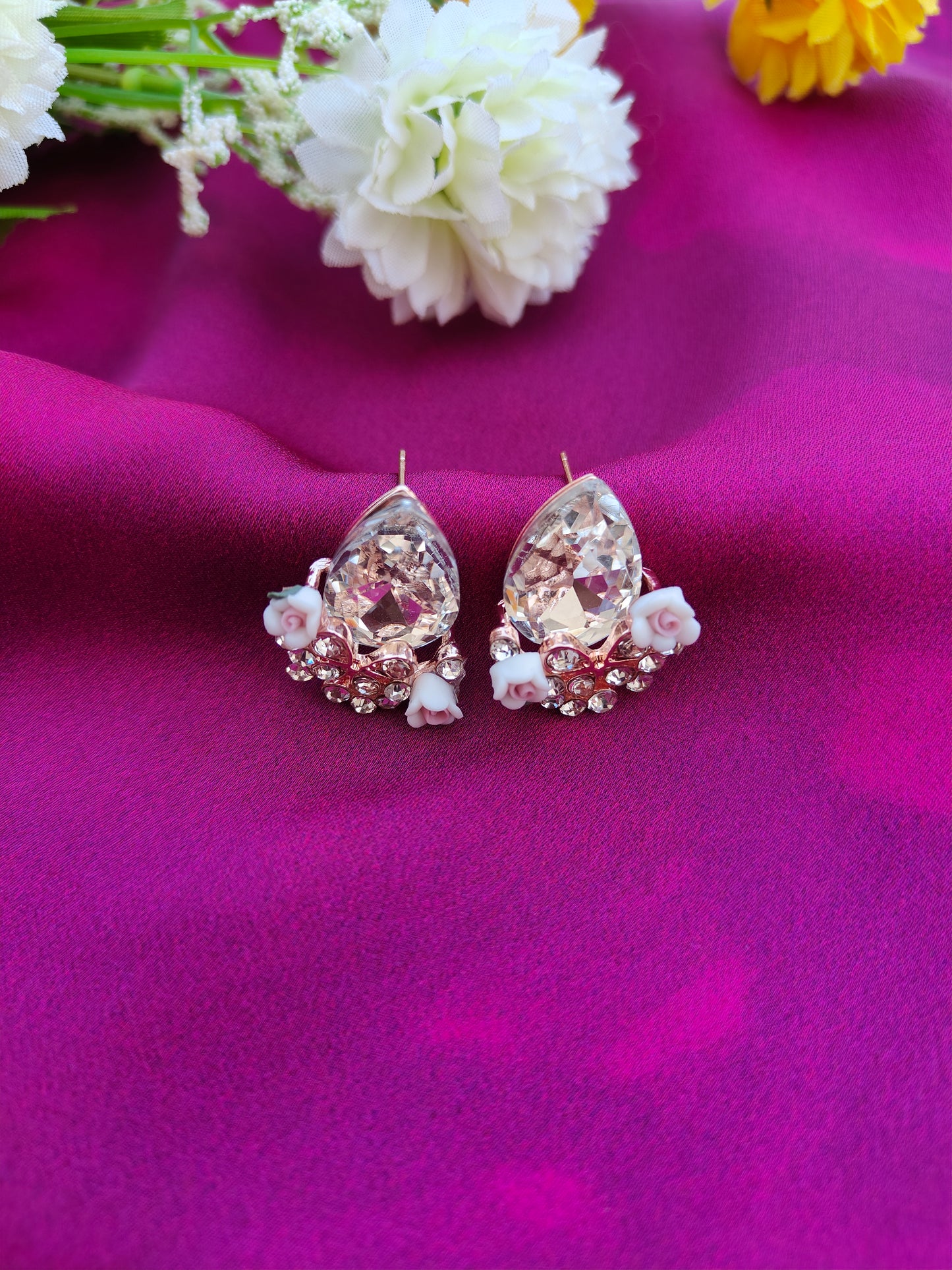 SNOWLWAF SHINE EARRINGS