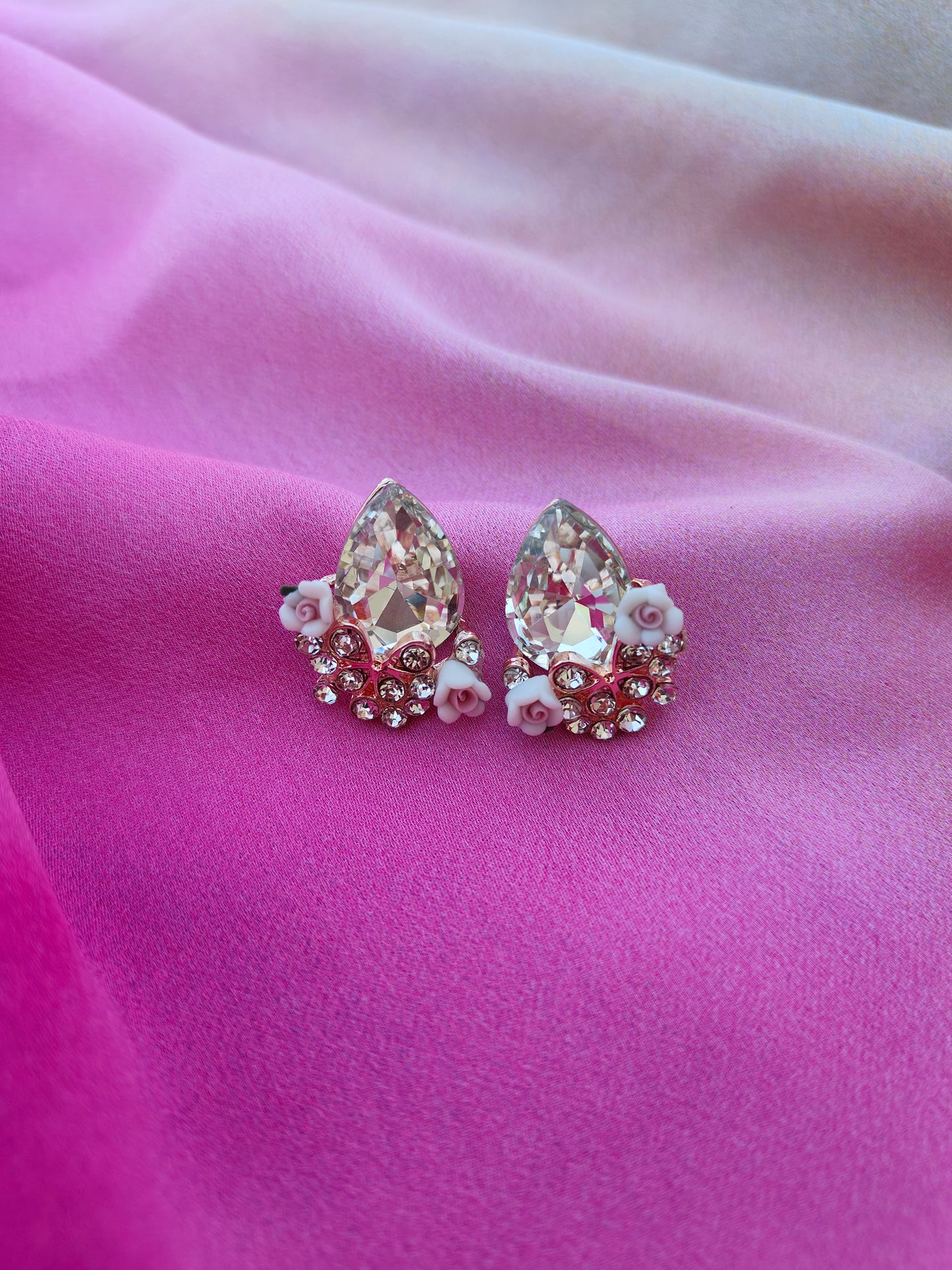 SNOWLWAF SHINE EARRINGS