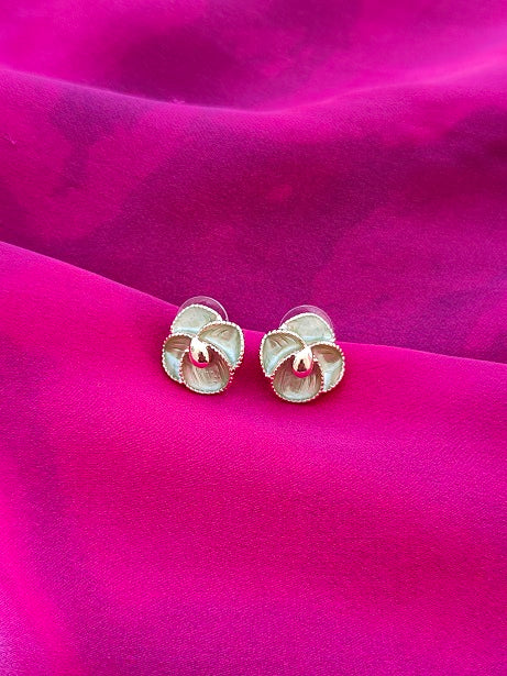 BLOSSOM BITE EARRINGS