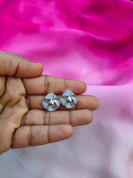 BLOSSOM BITE EARRINGS