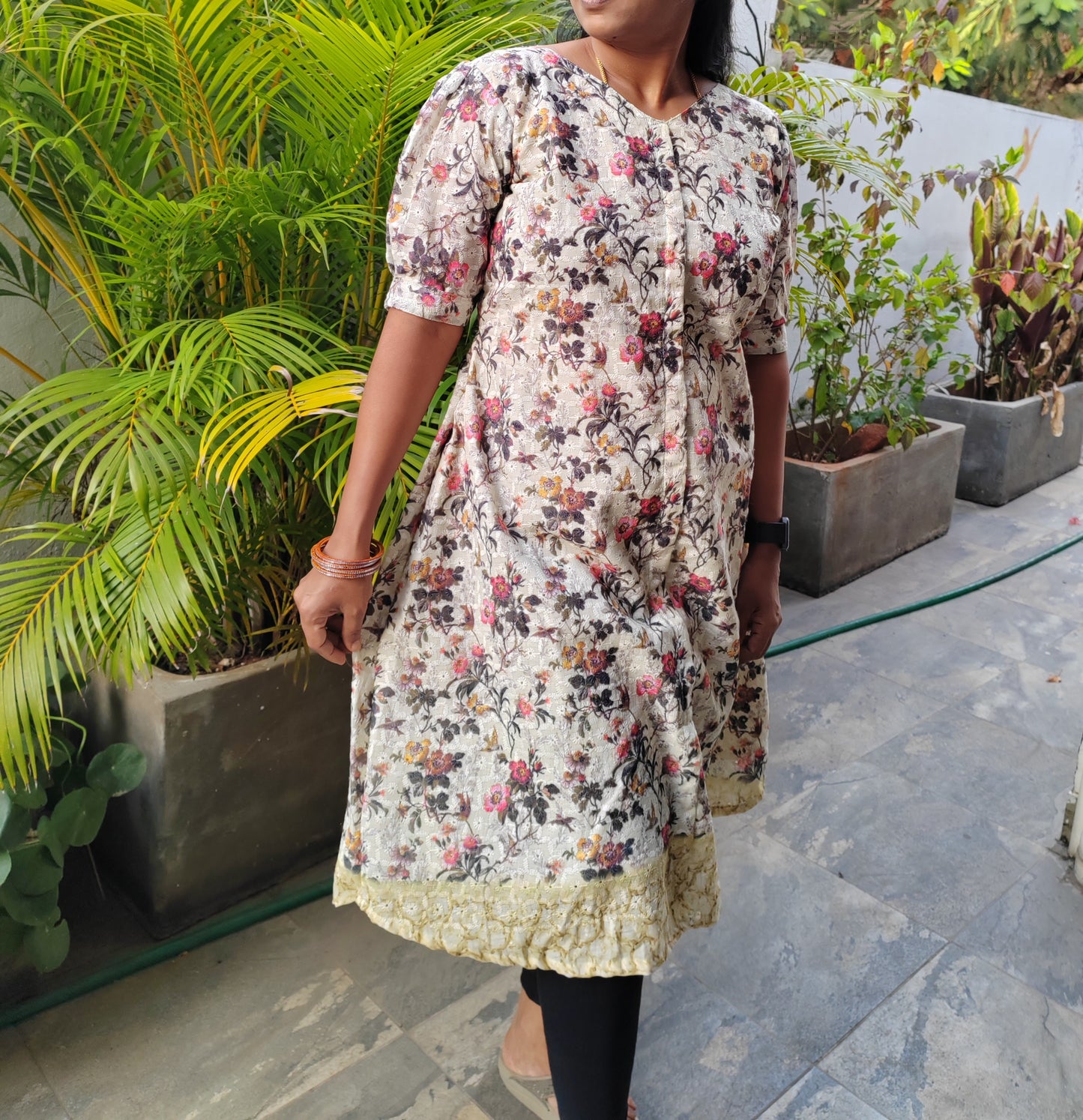 ANTIQUE WHITE FLORAL ALINE KURTI
