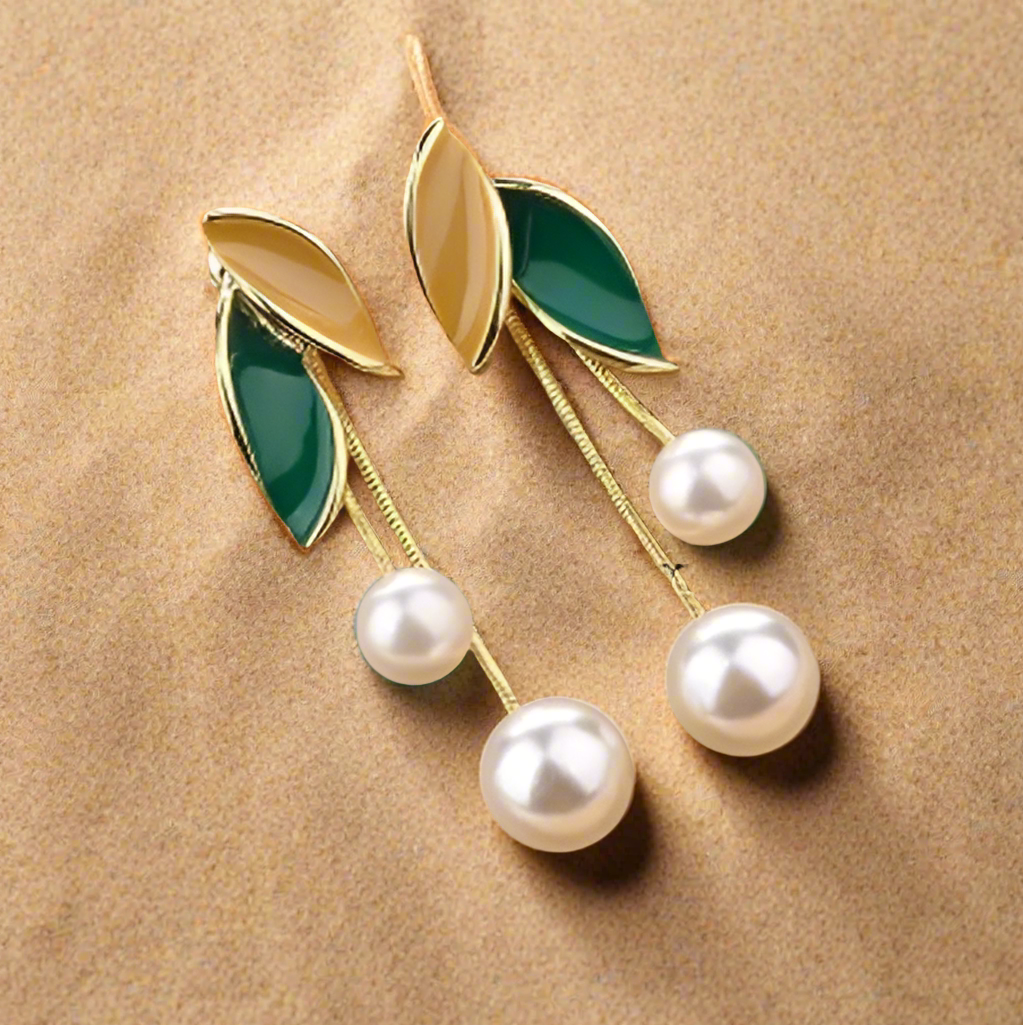 Modern and classic double-leaf earrings with twin pearls – Ladybreeze