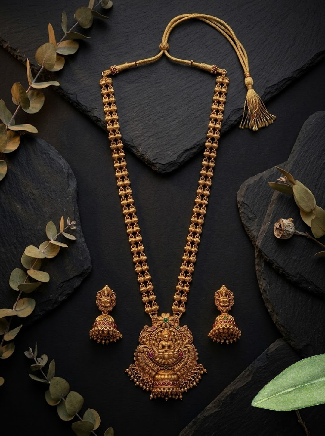 VENNILA LAKSHMI NECKLACE