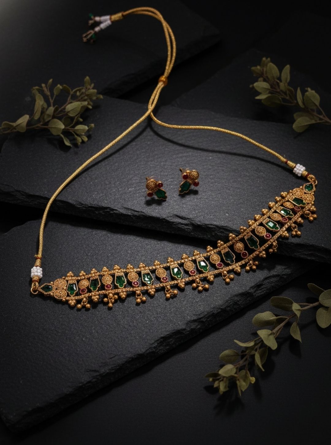 RIDHIMA CHOKER NECKLACE