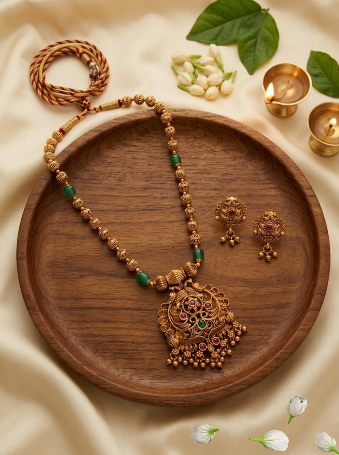 MEERA ANTIQUE NECKLACE