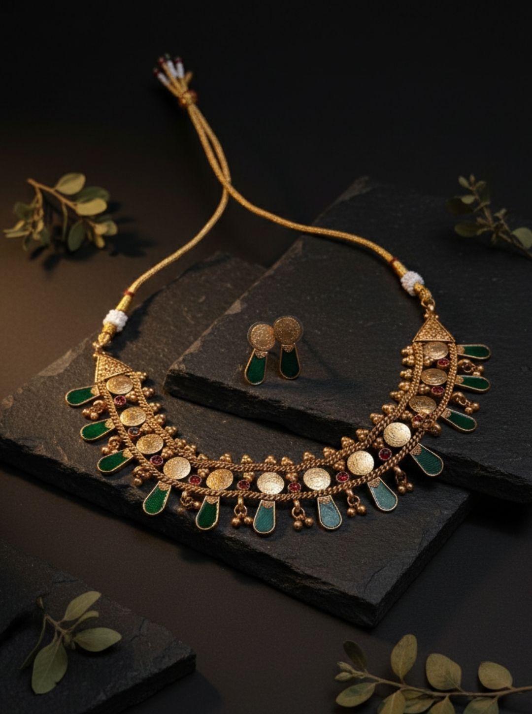 KAASU-NAGAPATTAM CHOKER NECKLACE