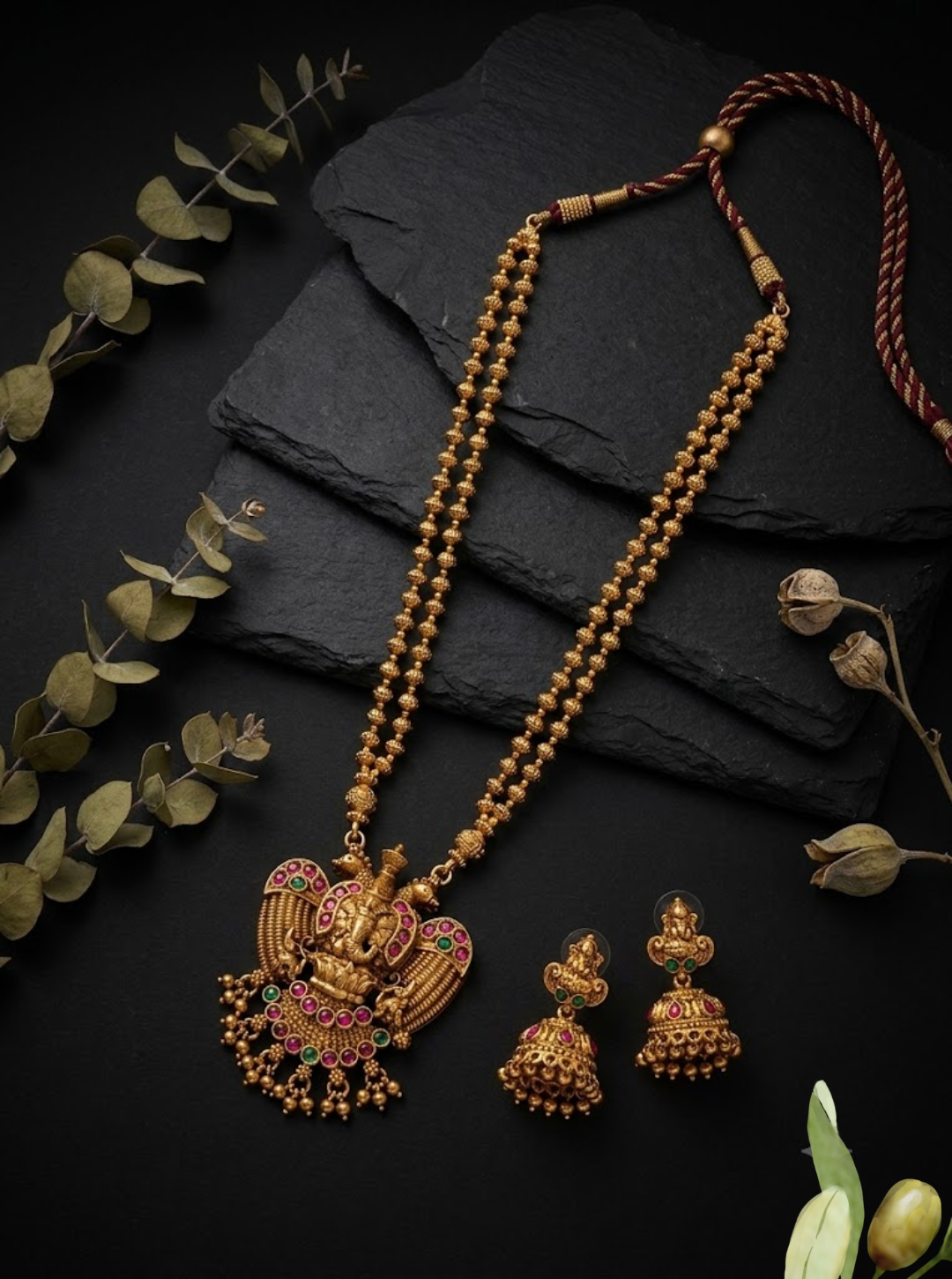 DEVI GANDAPERUNDA NECKALCE