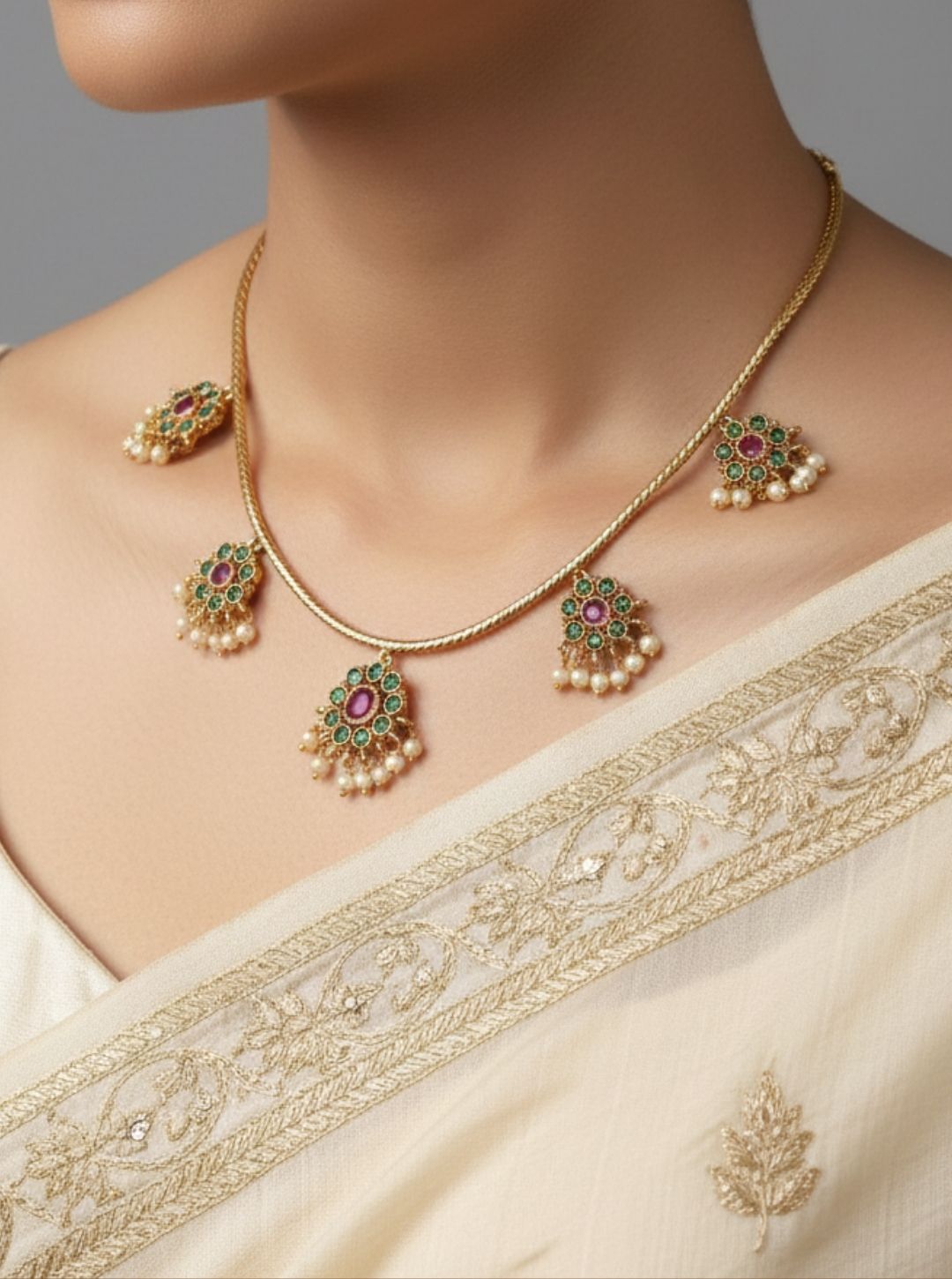 FLORAL COLORED NECKLACE