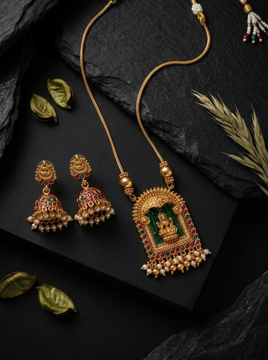 Lakshmi temple pendant set