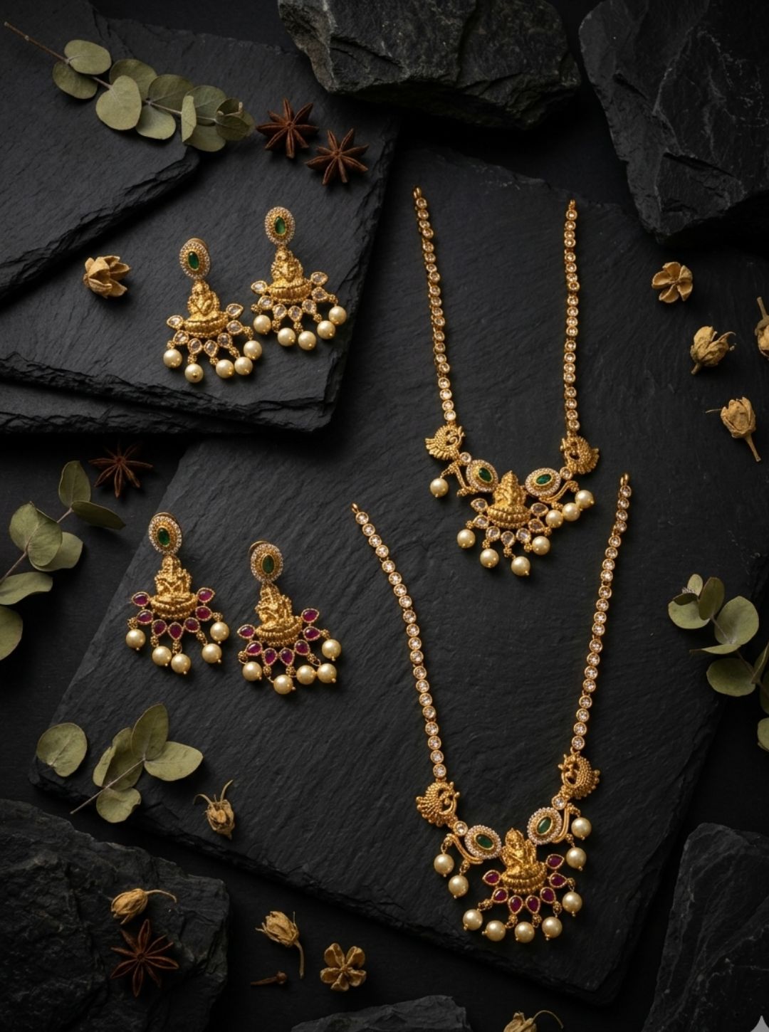 ZIVARA PEACOCK NECKLACE