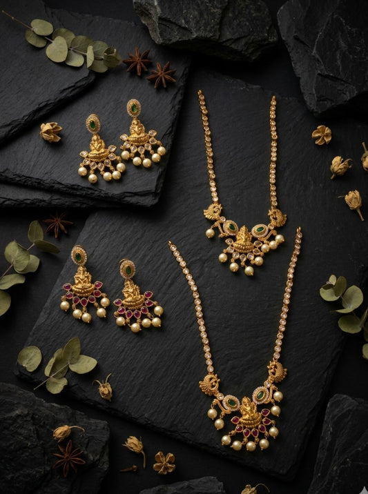 ZIVARA PEACOCK NECKLACE