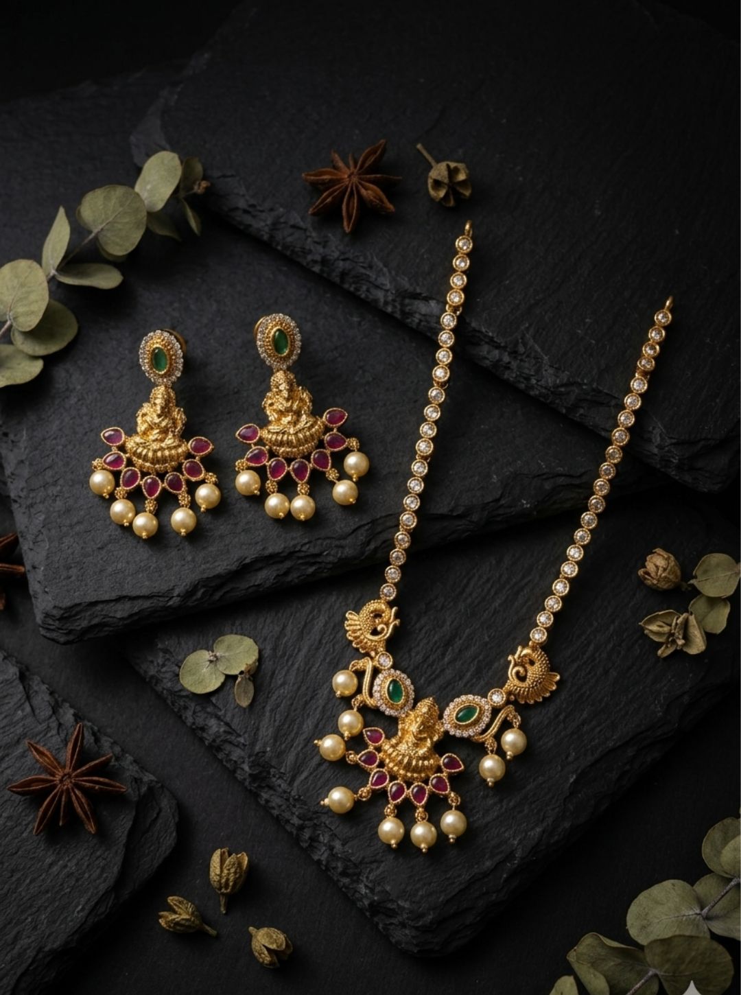 ZIVARA PEACOCK NECKLACE