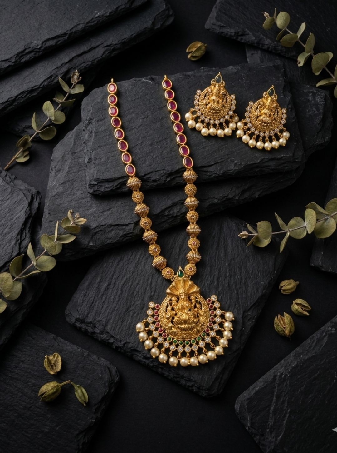 Bridal gold necklace set with goddess pendant