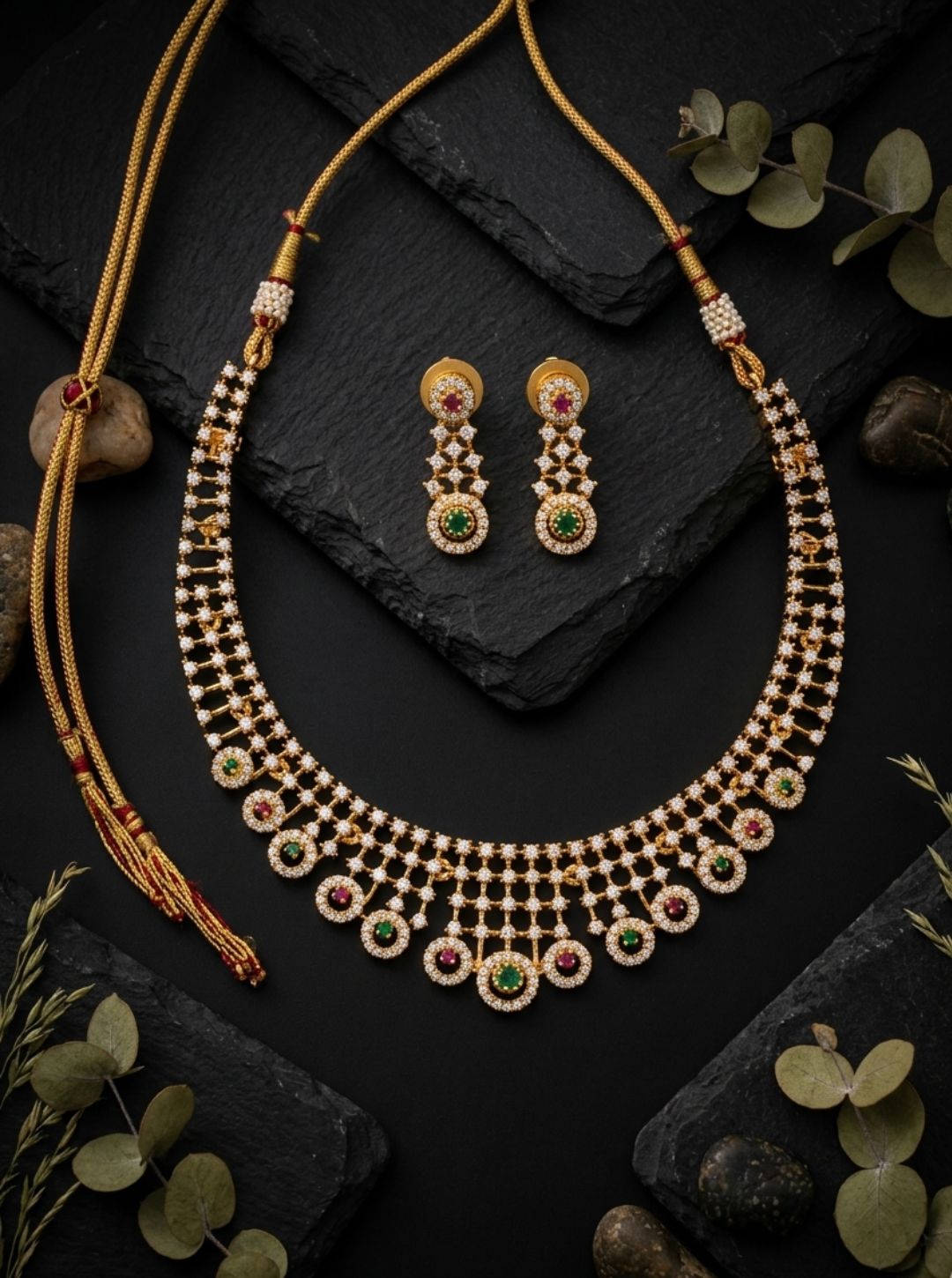 VIHANA LUXE LATTICE NECKLACE