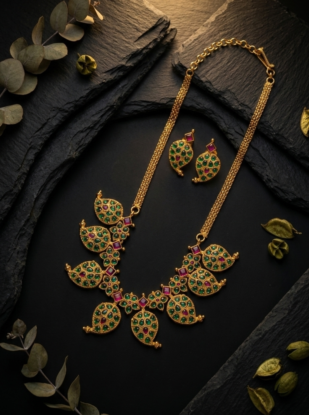 green stone necklace