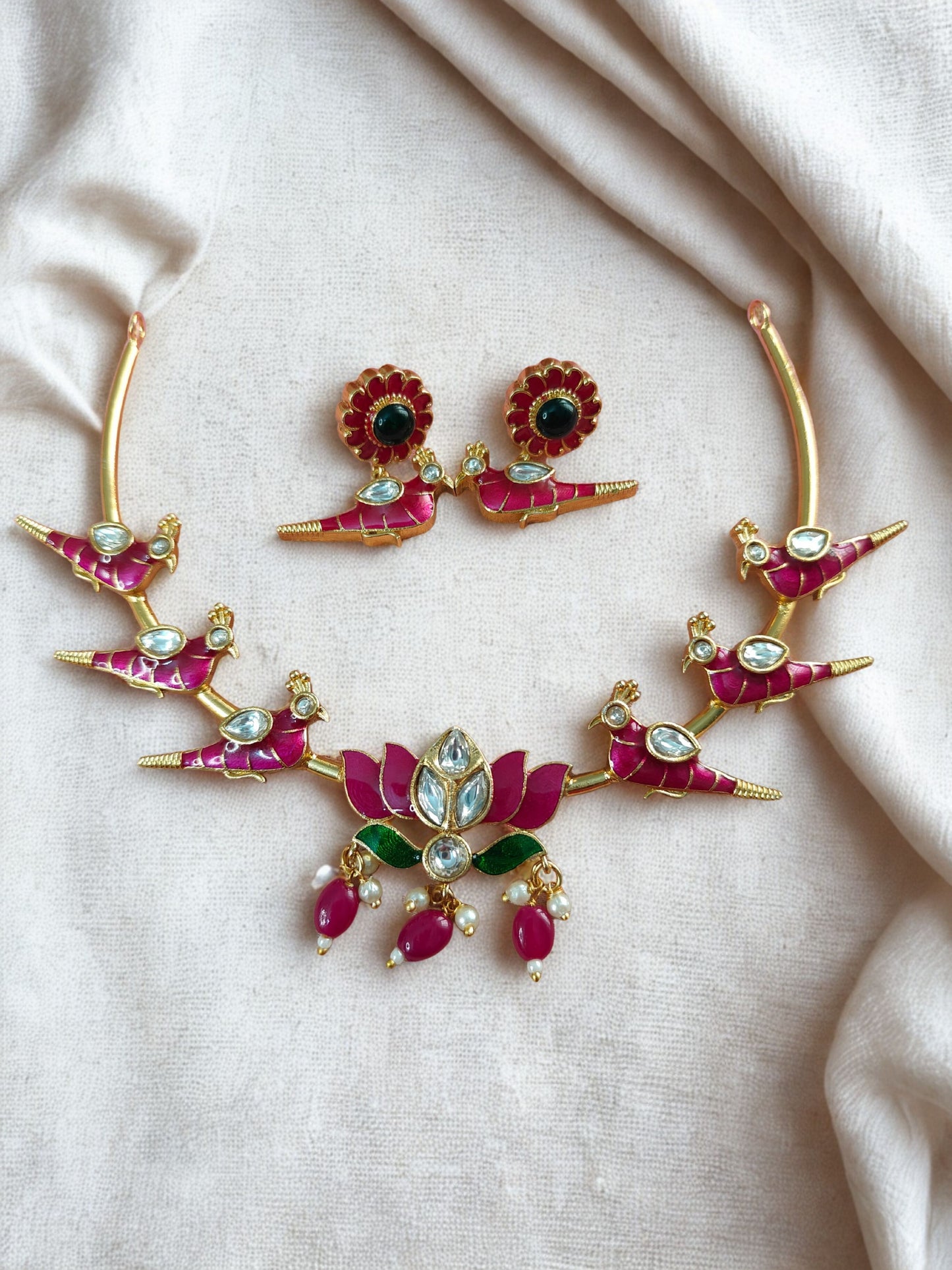 lotus motif necklace