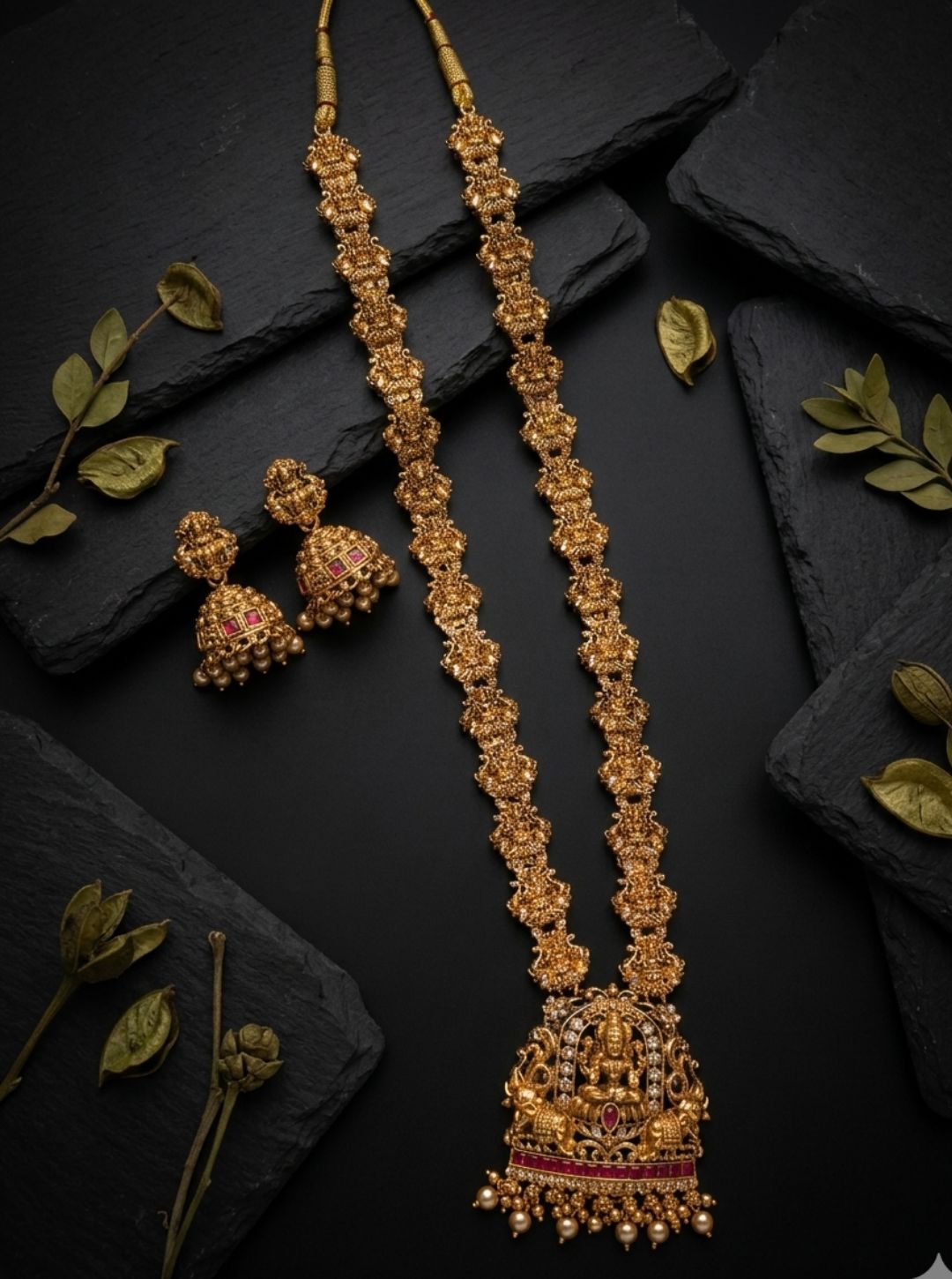 long gold bridal necklace with pearls