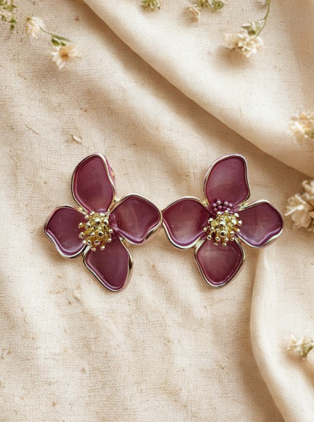 FLORAL STUD EARRINGS