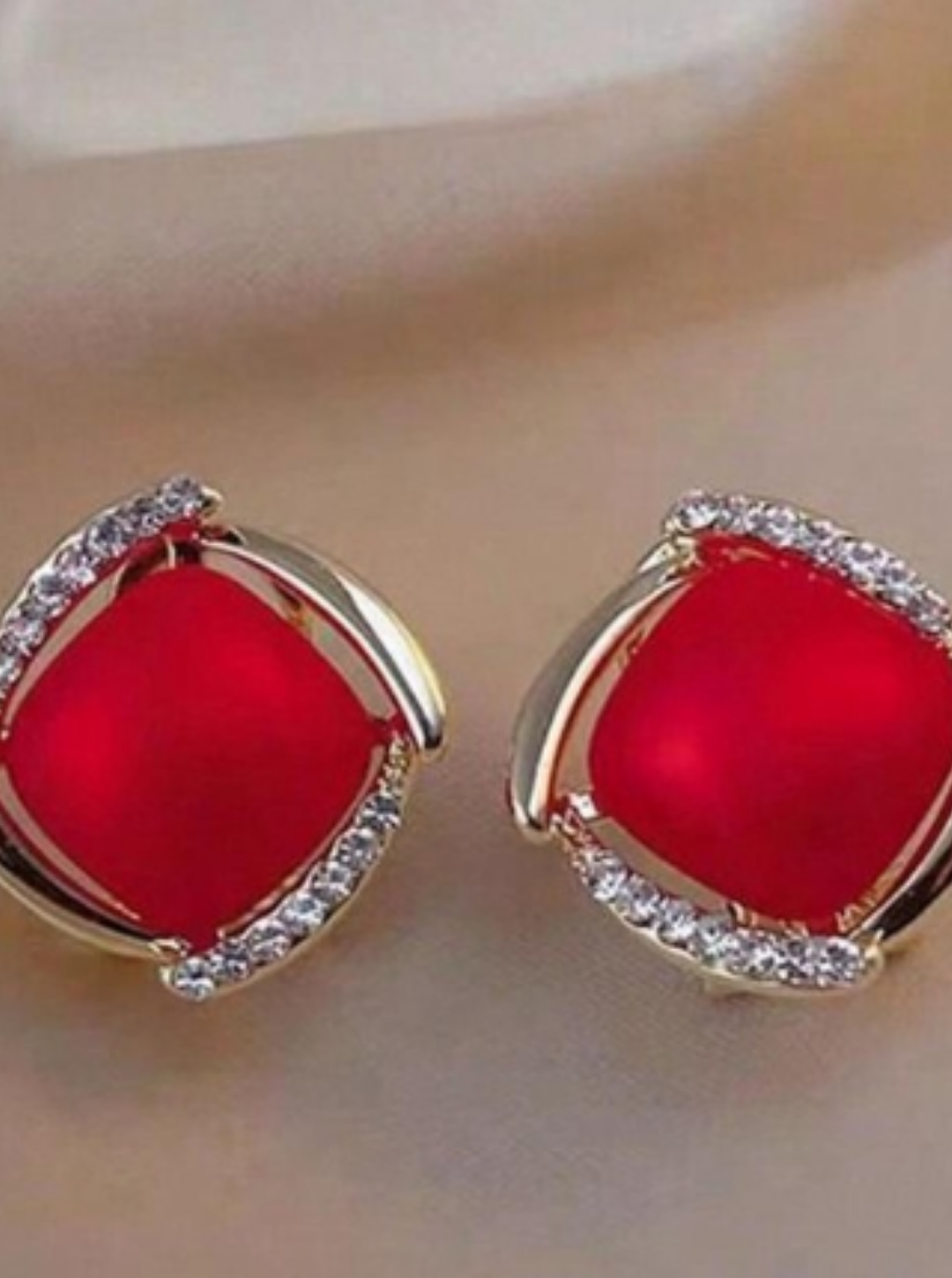 SCARLET GRACE EARRINGS