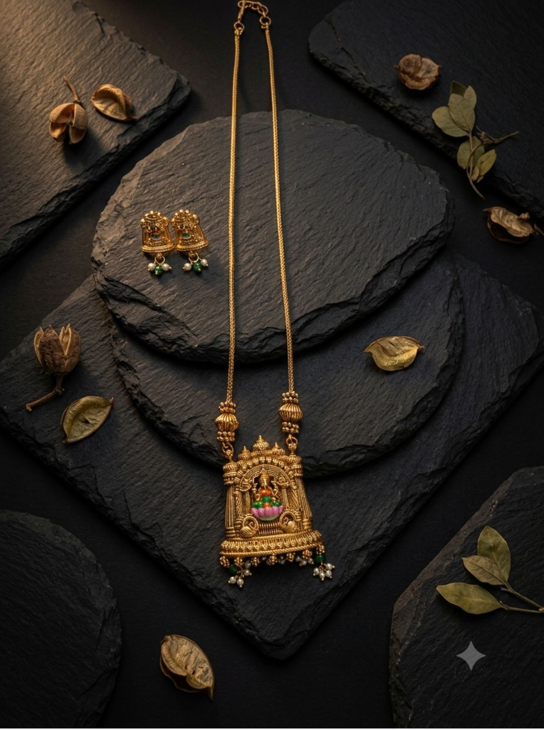 Lakshmi temple pendant necklace for women